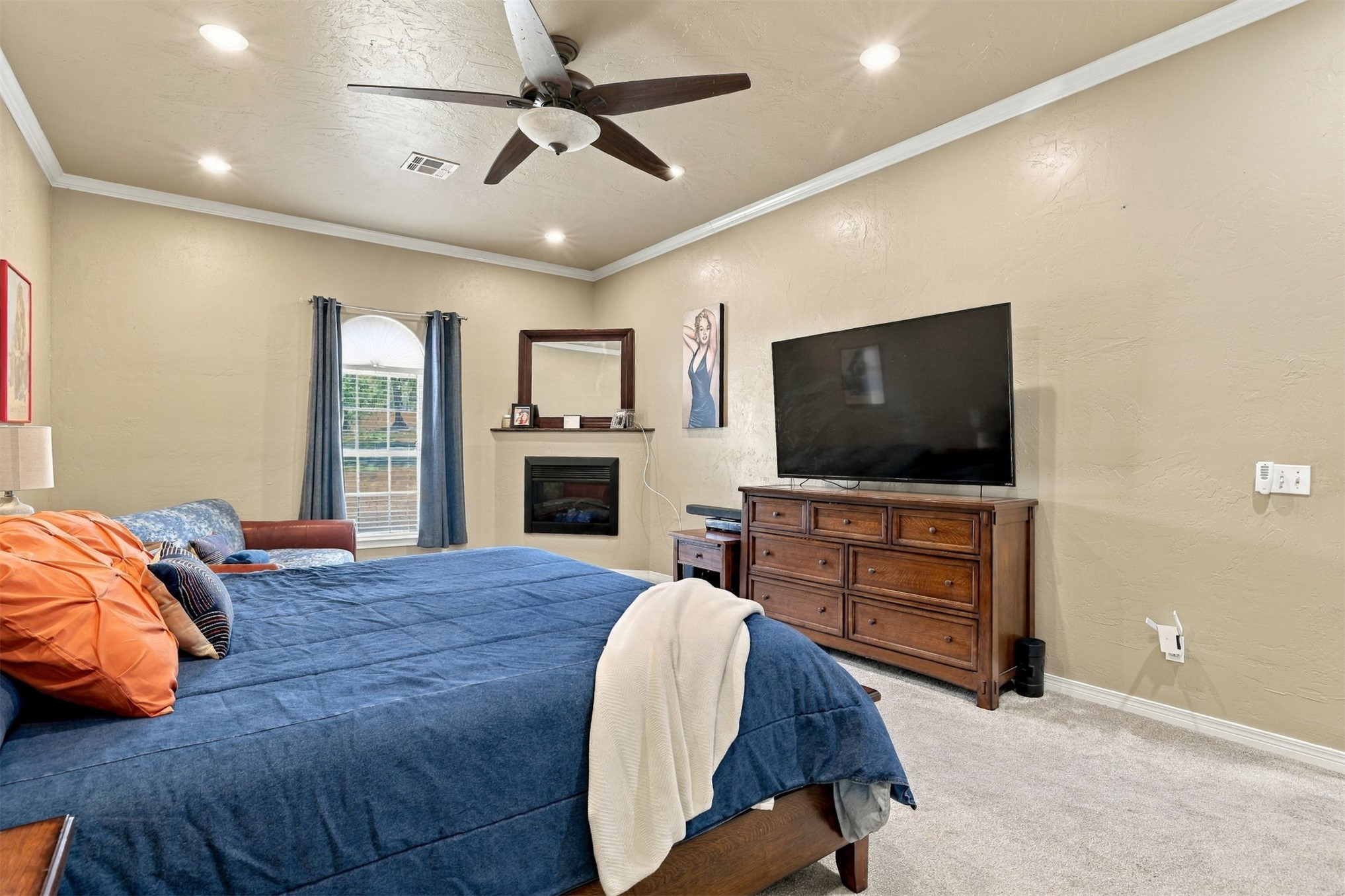 2355 Bryan Property Photo 15