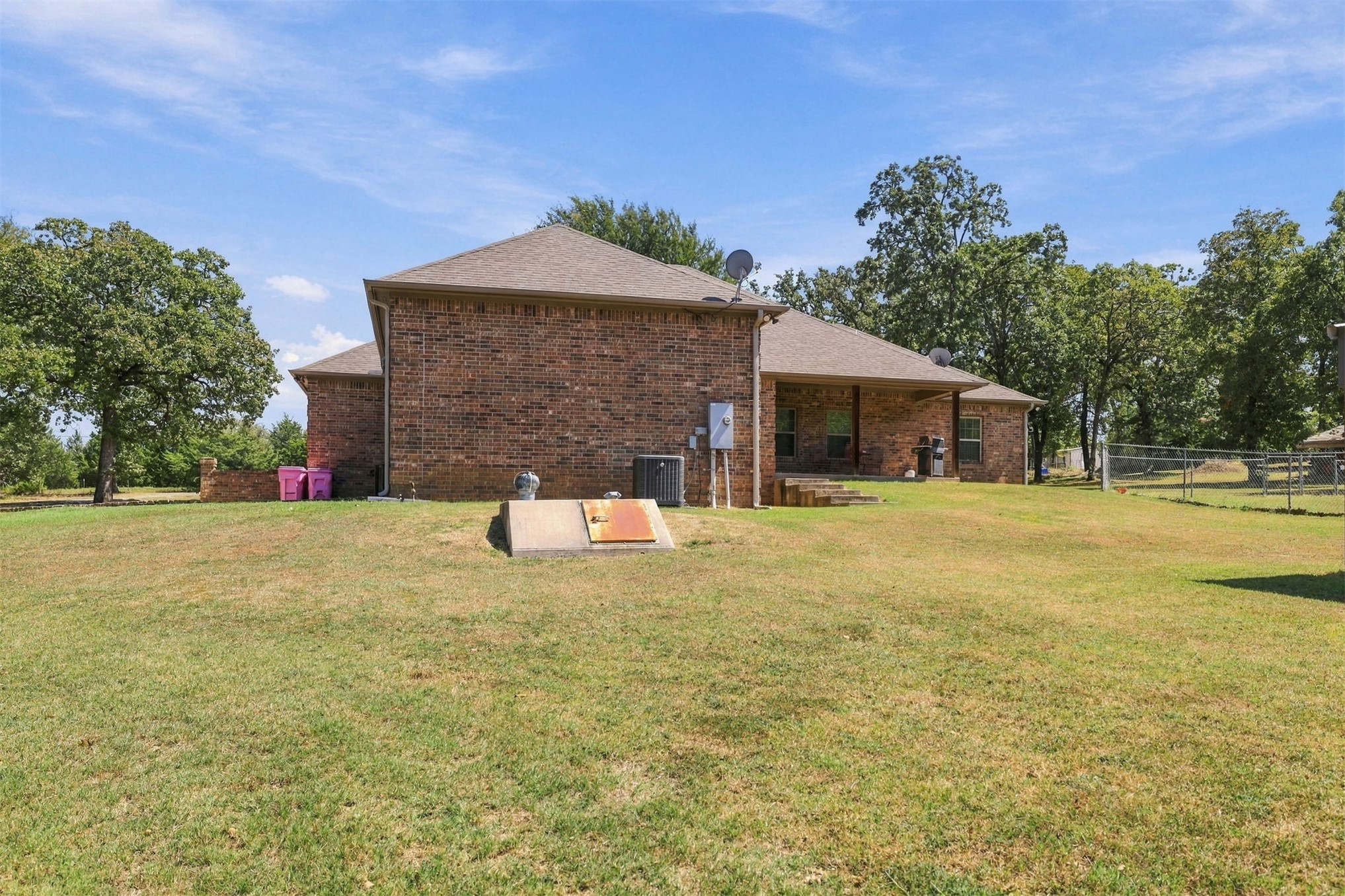 2355 Bryan Property Photo 30