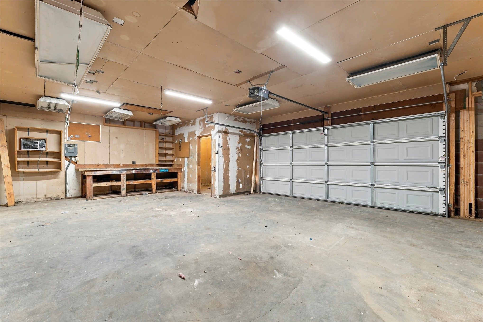 248 S 68th East Avenue Property Photo 14