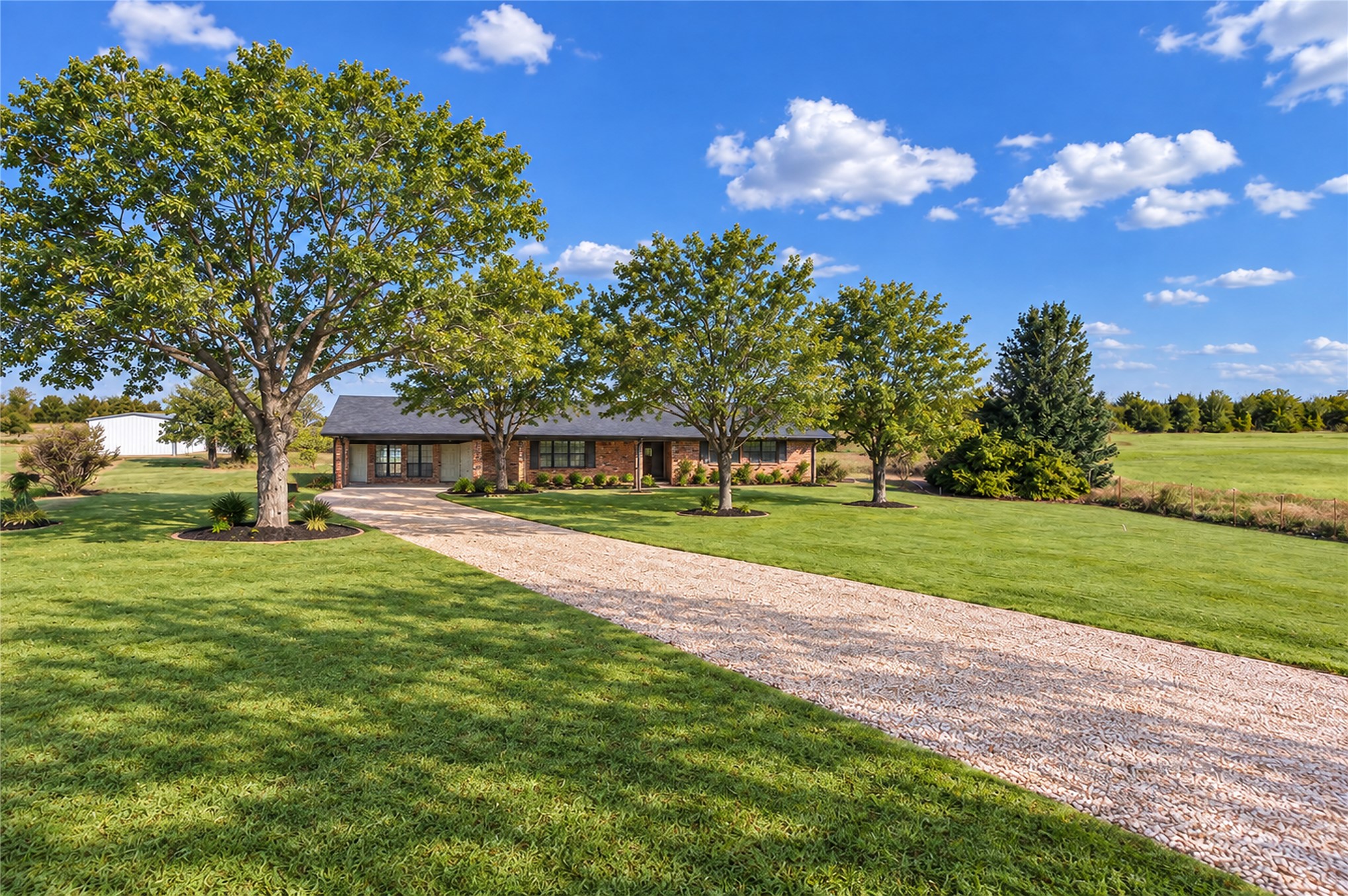 739 Pate Road Property Photo 1