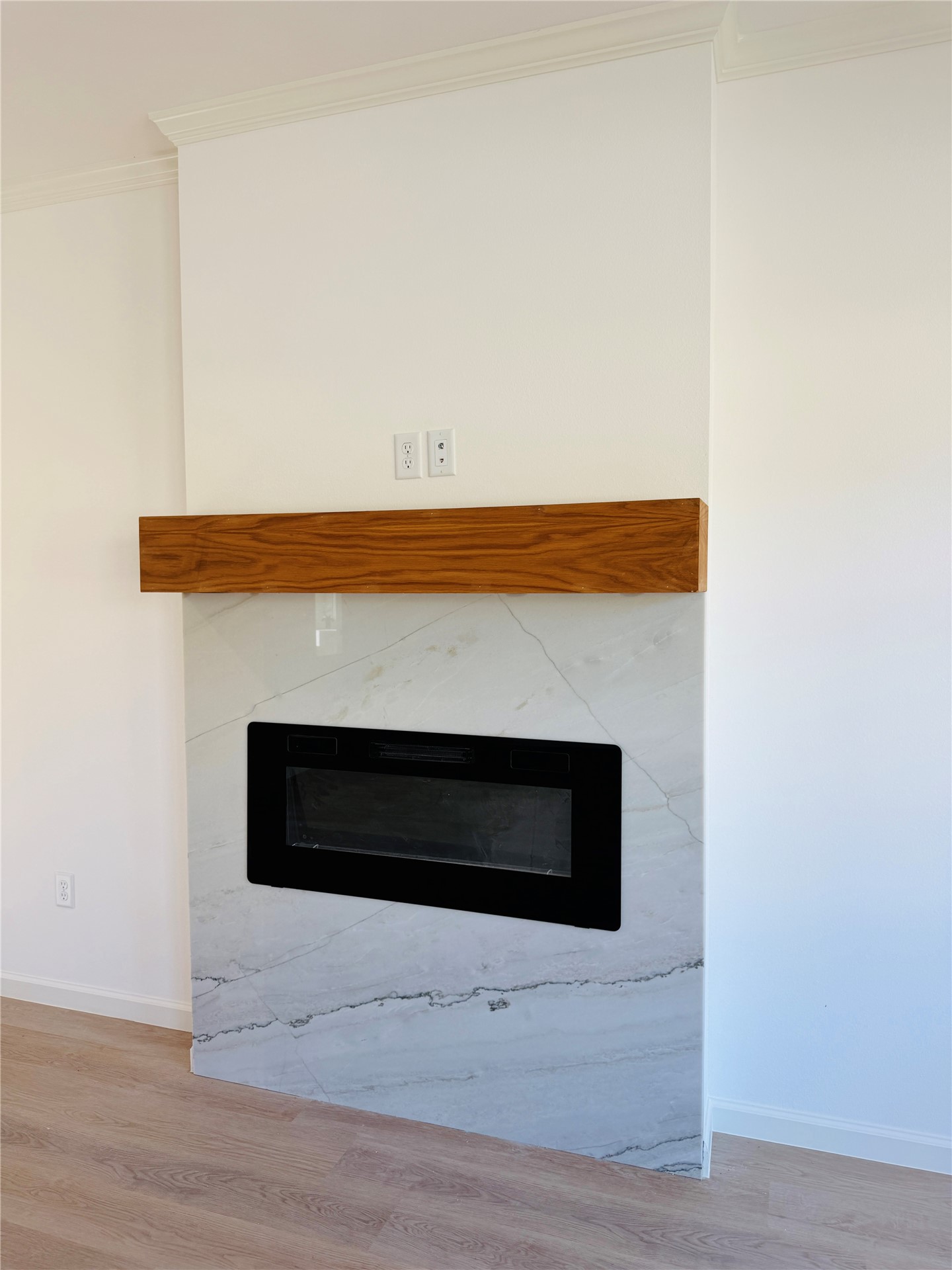 1515 N Waco Avenue Property Photo 11