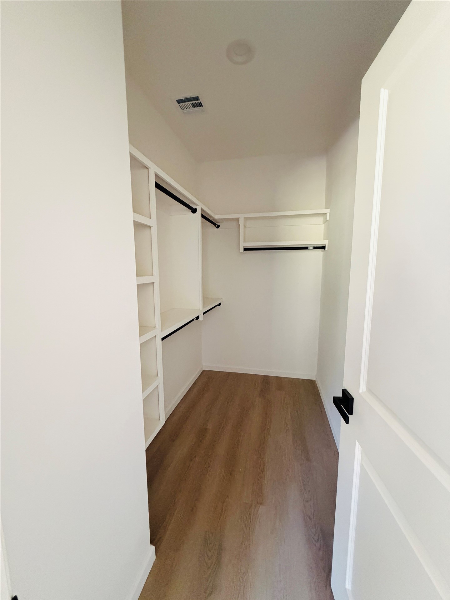 1515 N Waco Avenue Property Photo 22