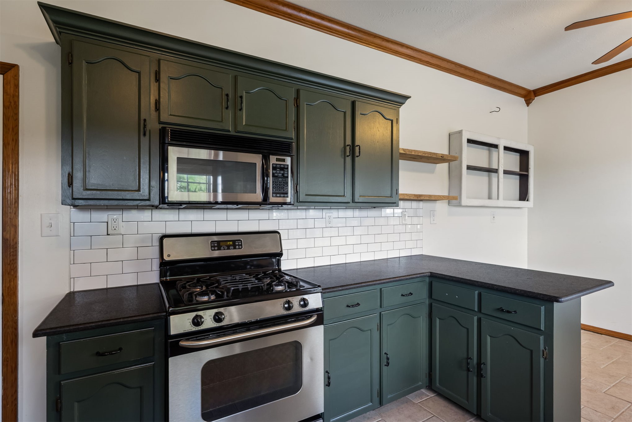 10102 N 161st East Avenue Property Photo 15