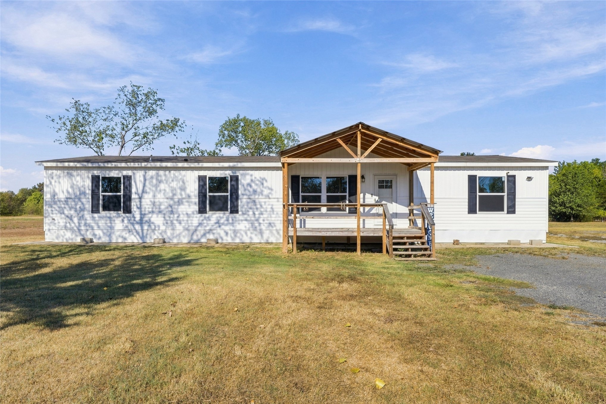 615 Jonathan Place Property Photo 1