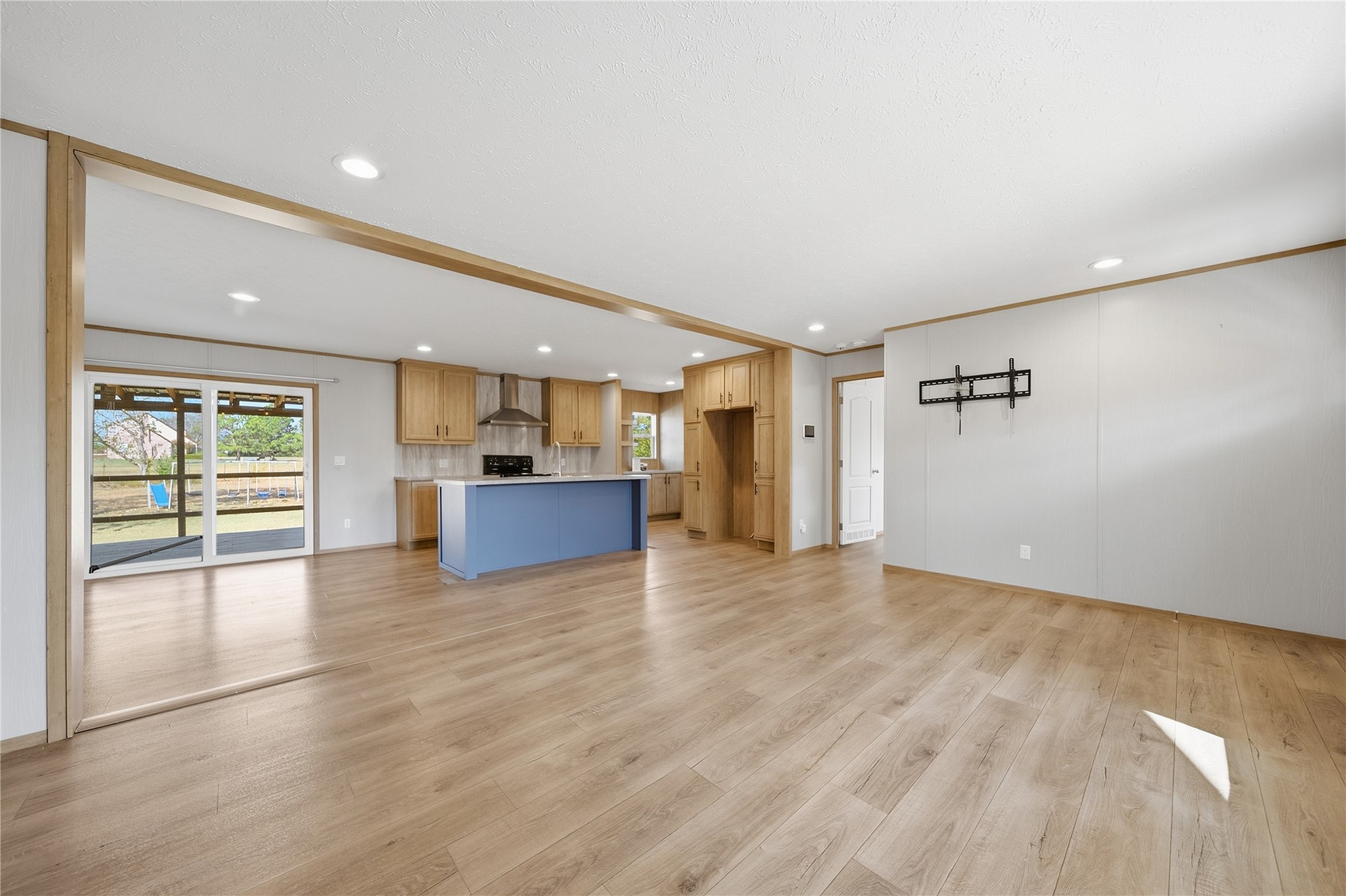 615 Jonathan Place Property Photo 11
