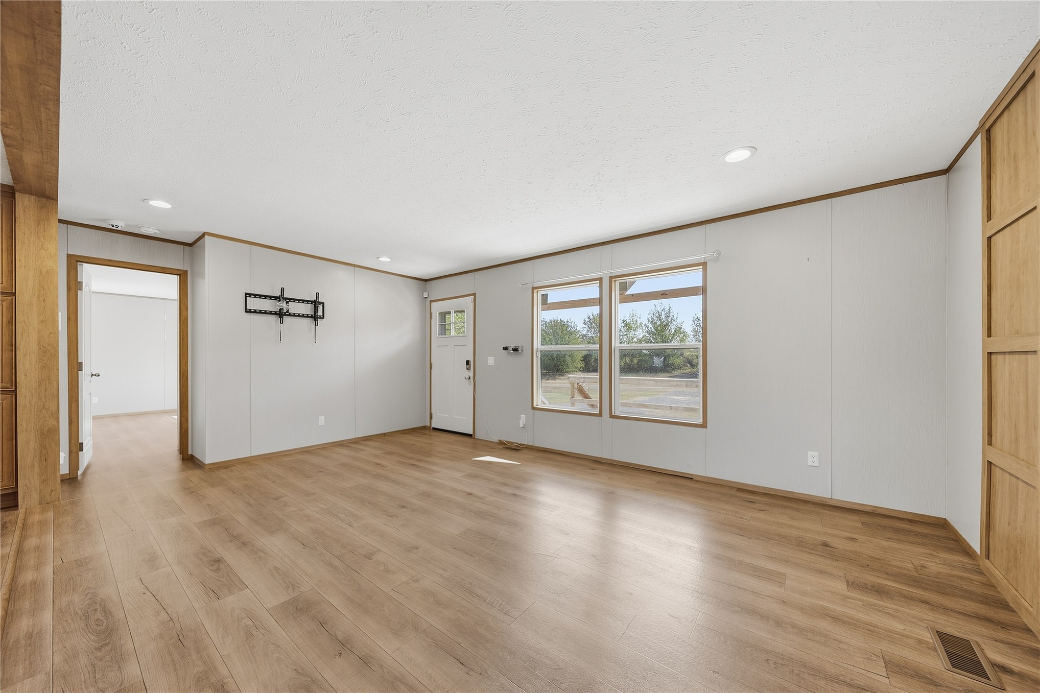 615 Jonathan Place Property Photo 13