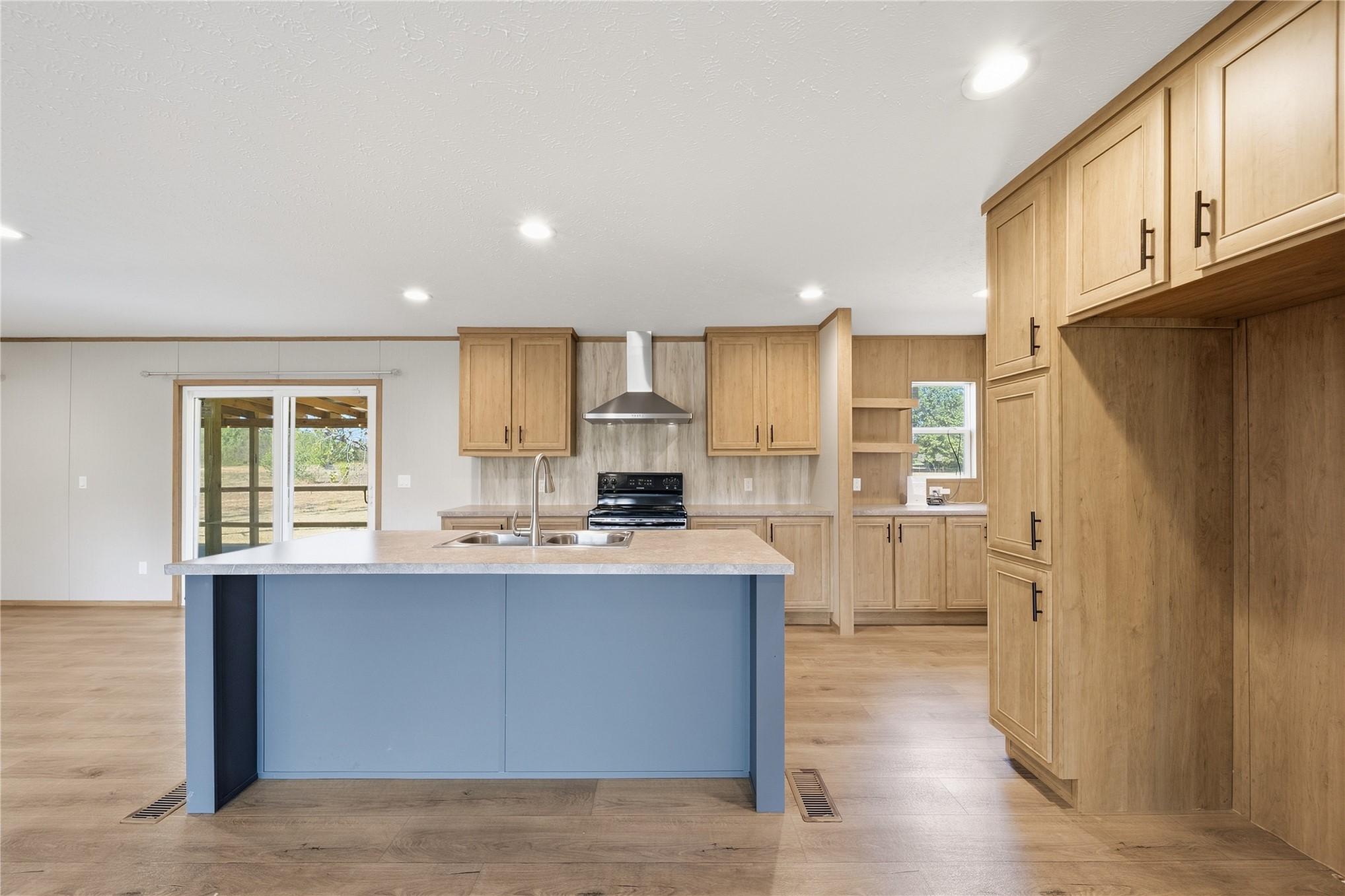 615 Jonathan Place Property Photo 15