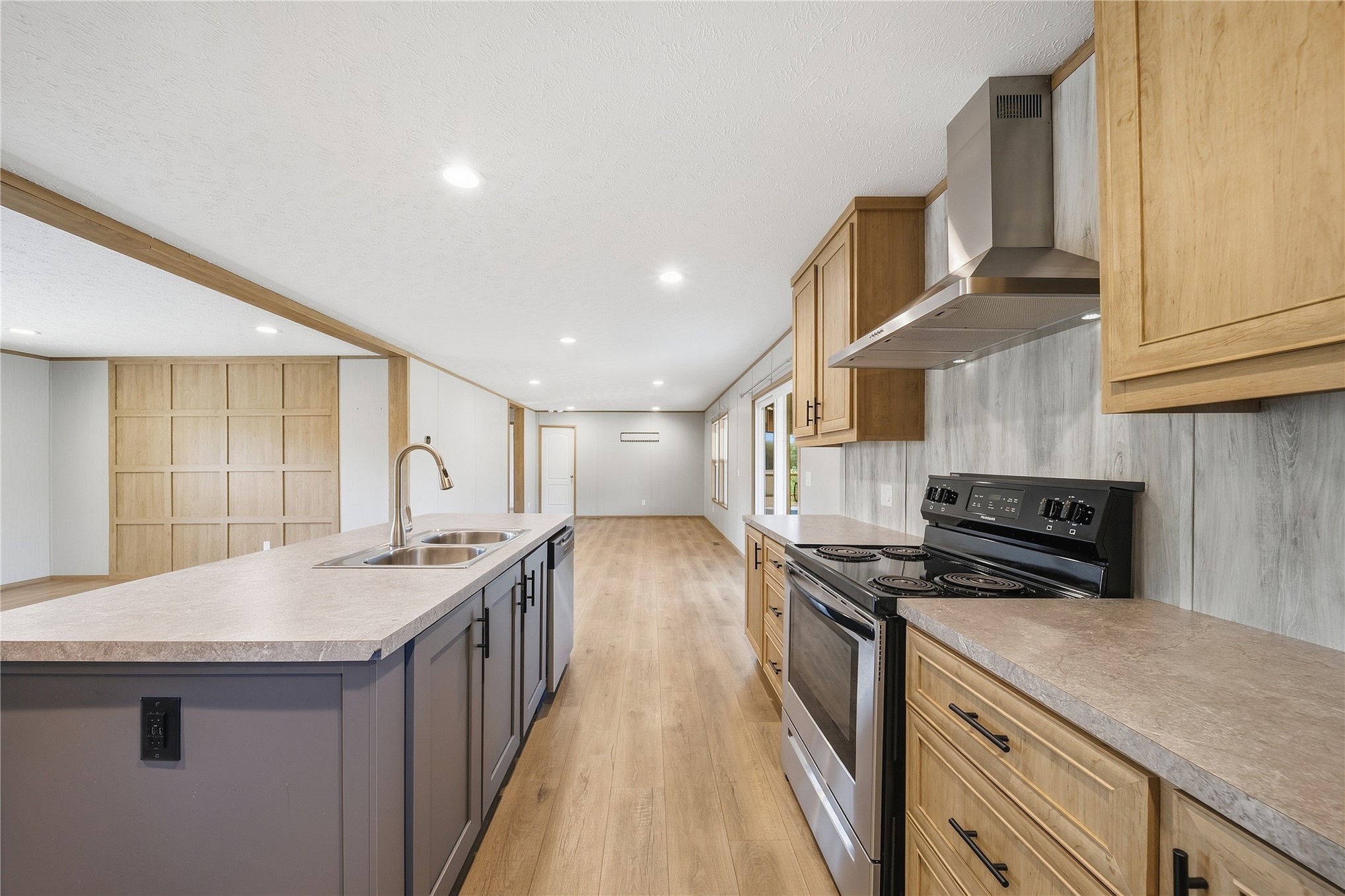 615 Jonathan Place Property Photo 17