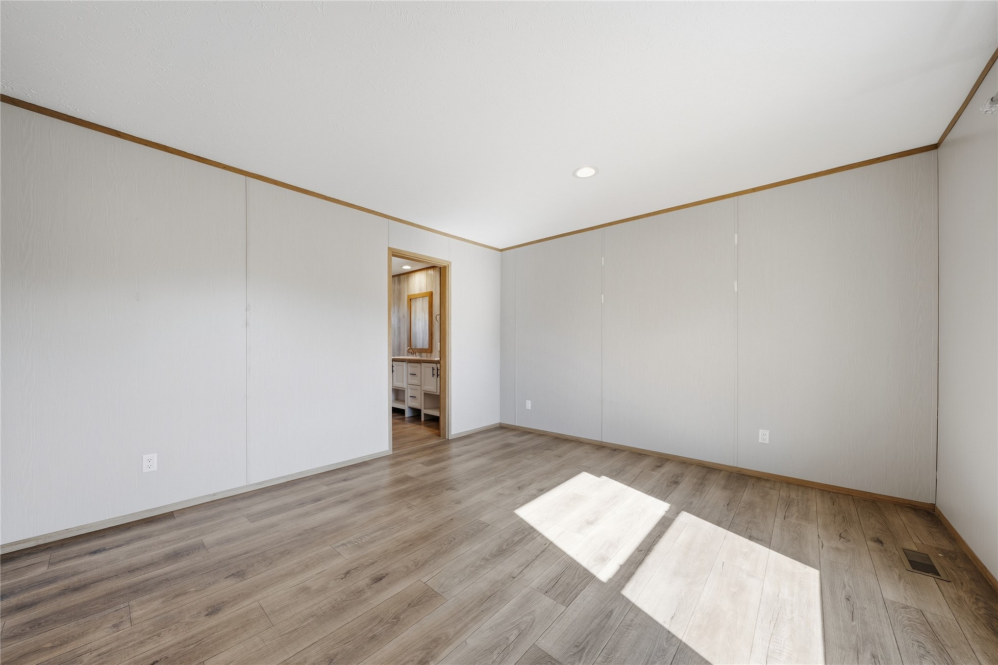 615 Jonathan Place Property Photo 20