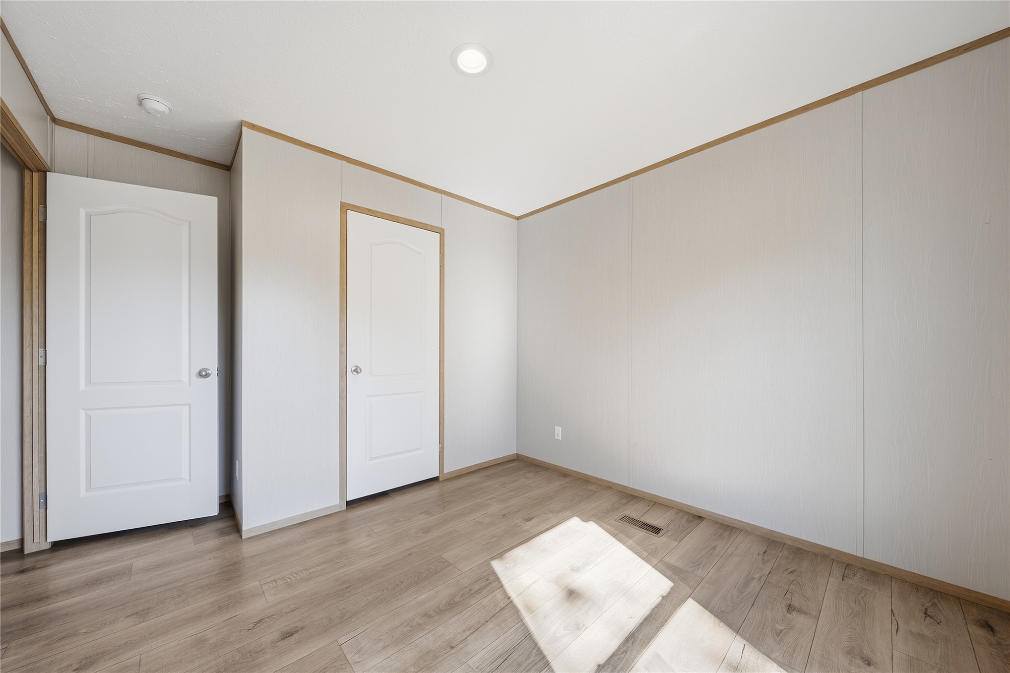 615 Jonathan Place Property Photo 27