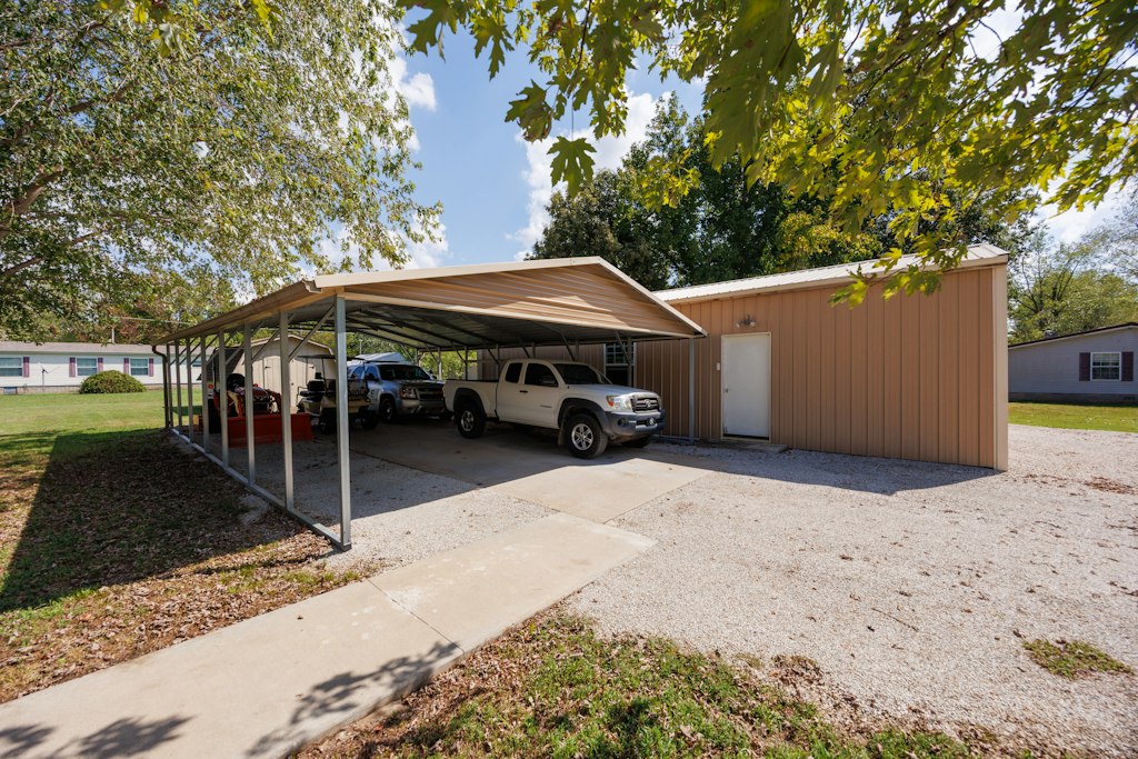 701 Park Boulevard Property Photo 43