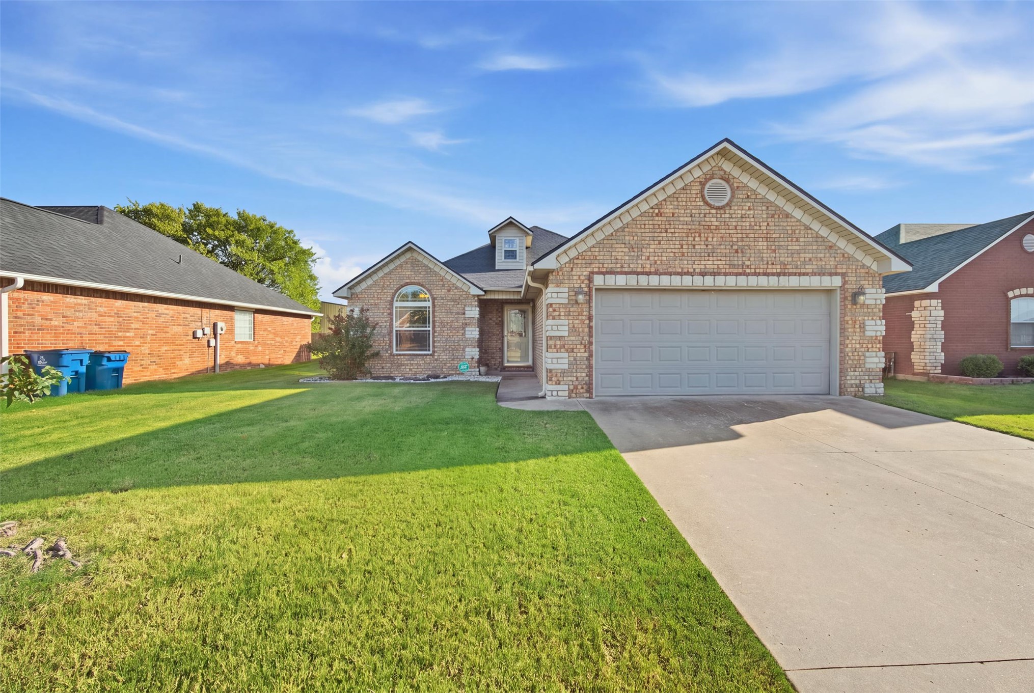 1408 Sweet Gum Property Photo 2