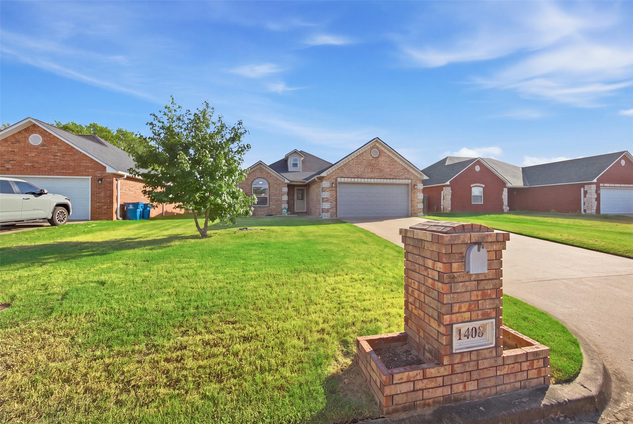 1408 Sweet Gum Property Photo 3