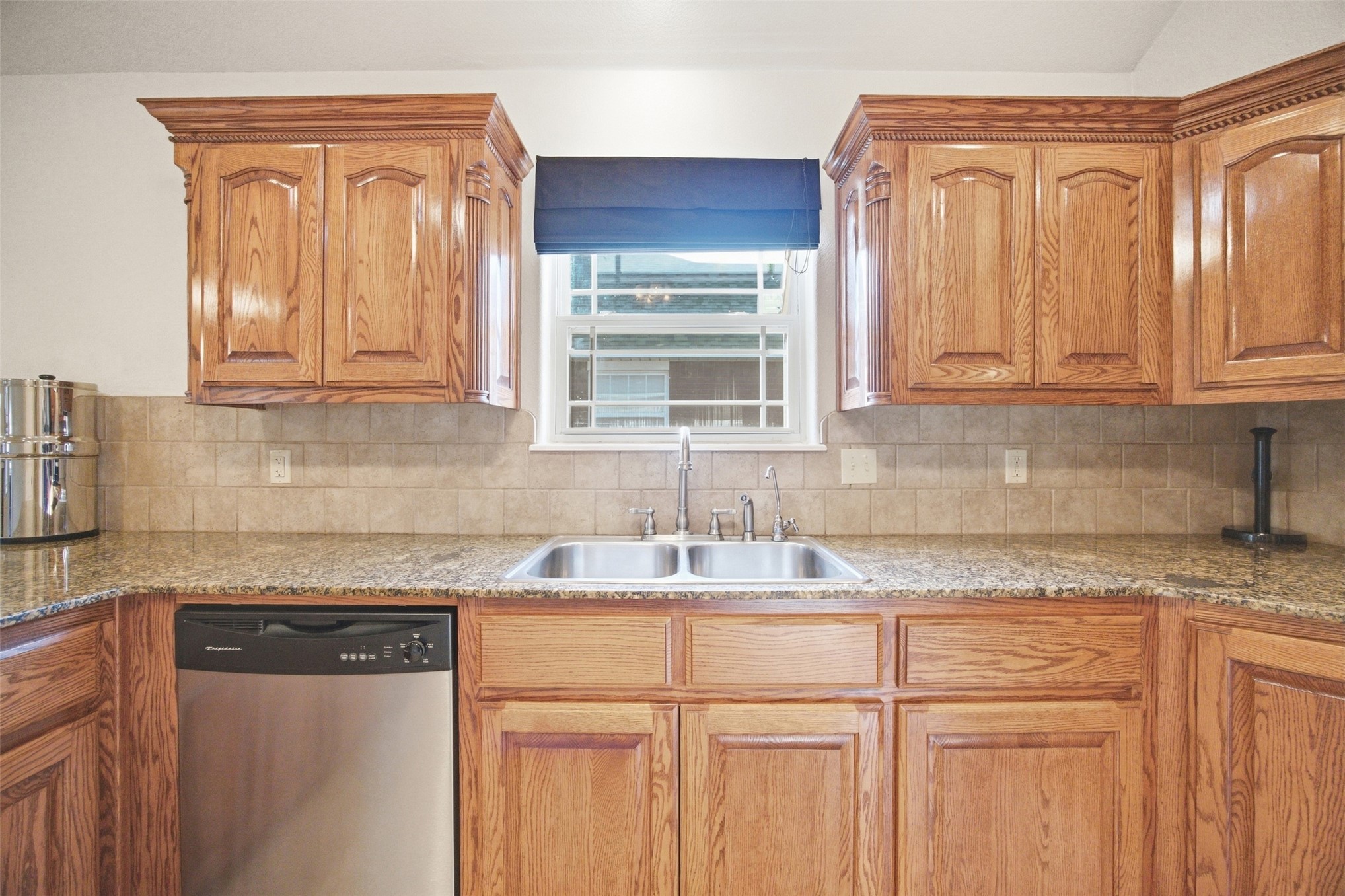 1408 Sweet Gum Property Photo 11