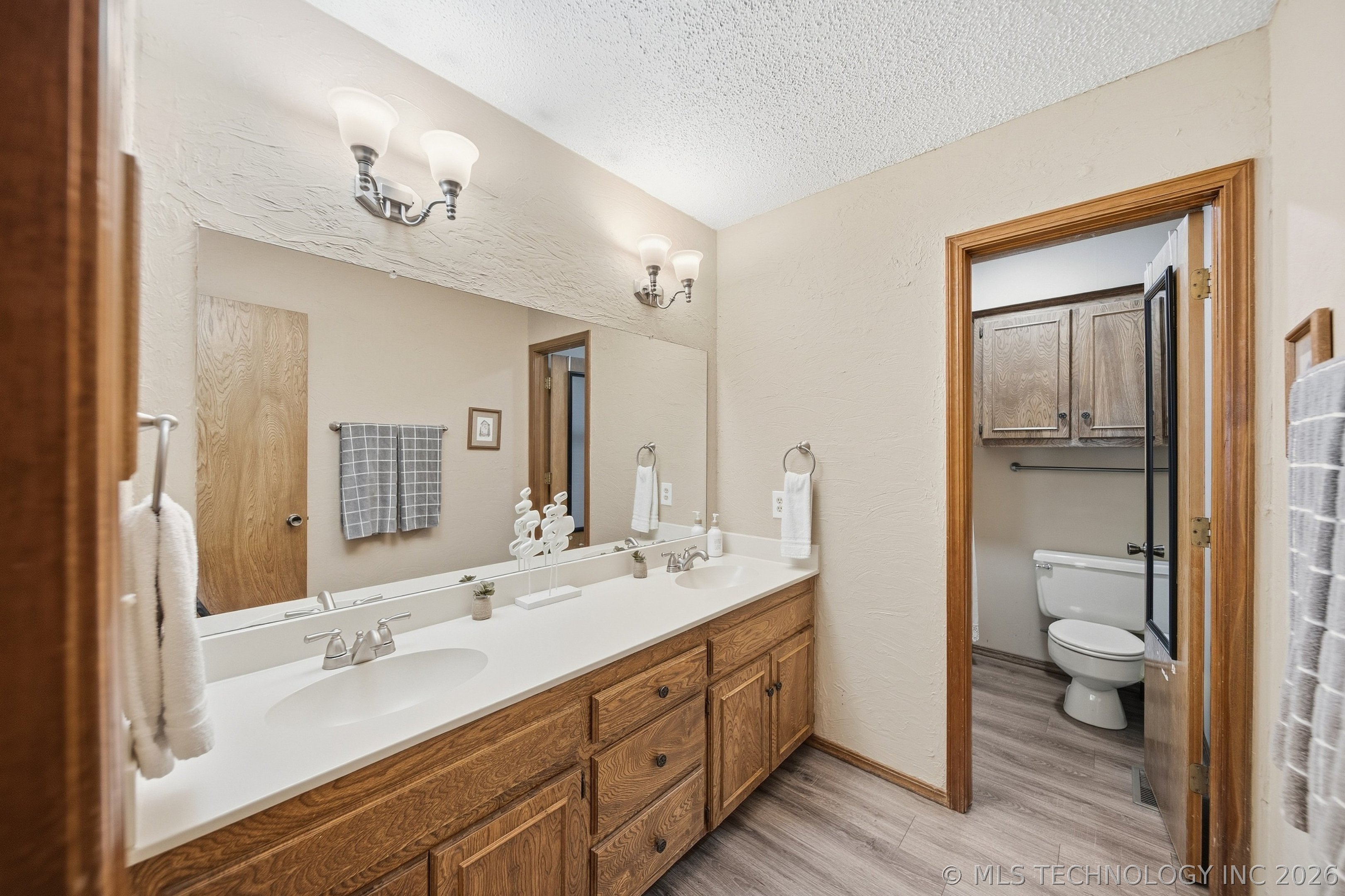161 E K Place Property Photo 12