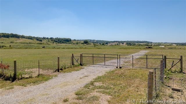 523 County Road Property Photo 2