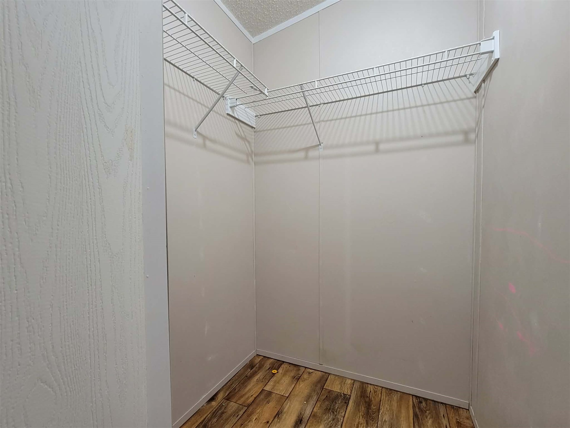 302 E Schley Street Property Photo 25