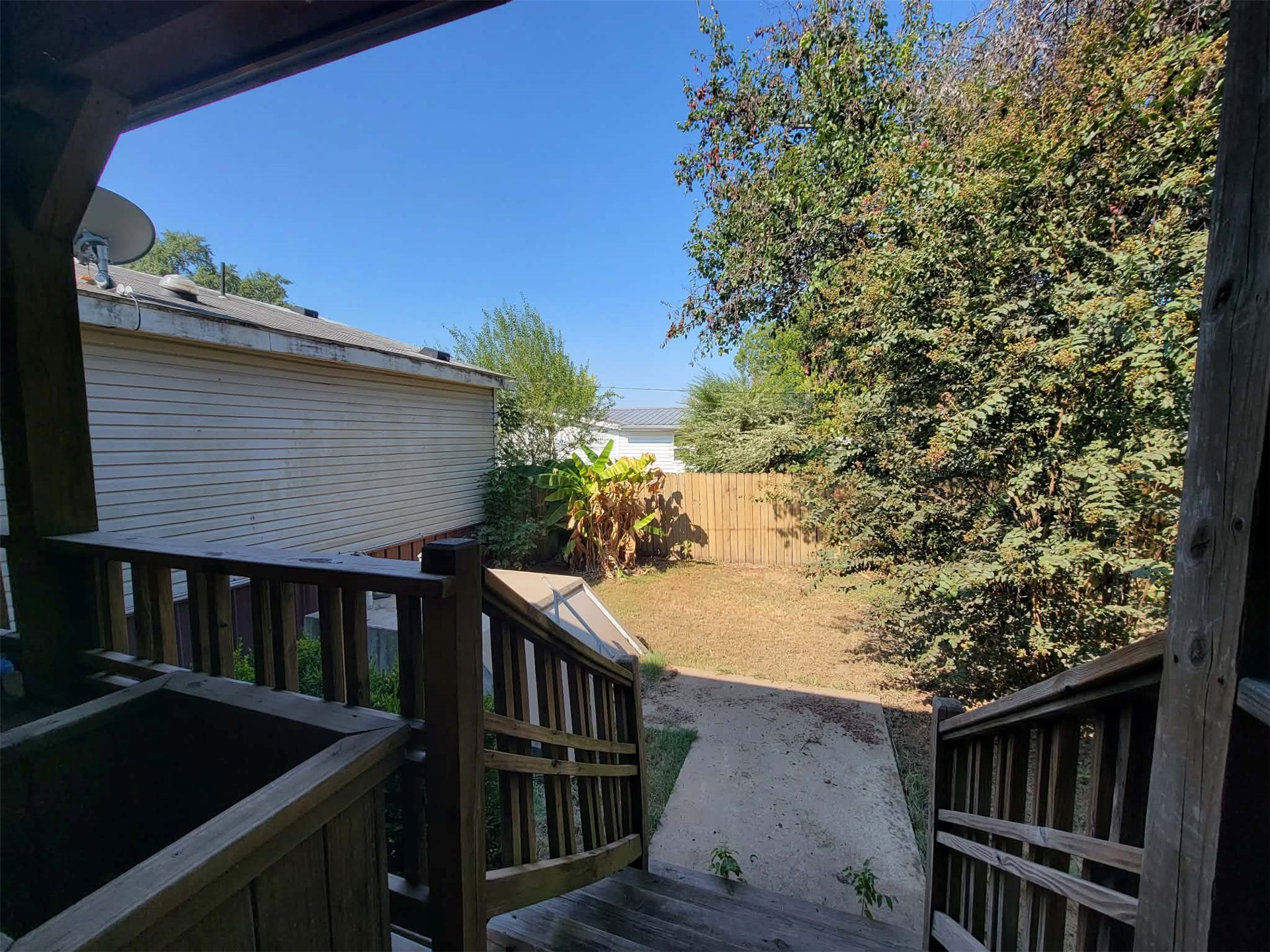 302 E Schley Street Property Photo 42