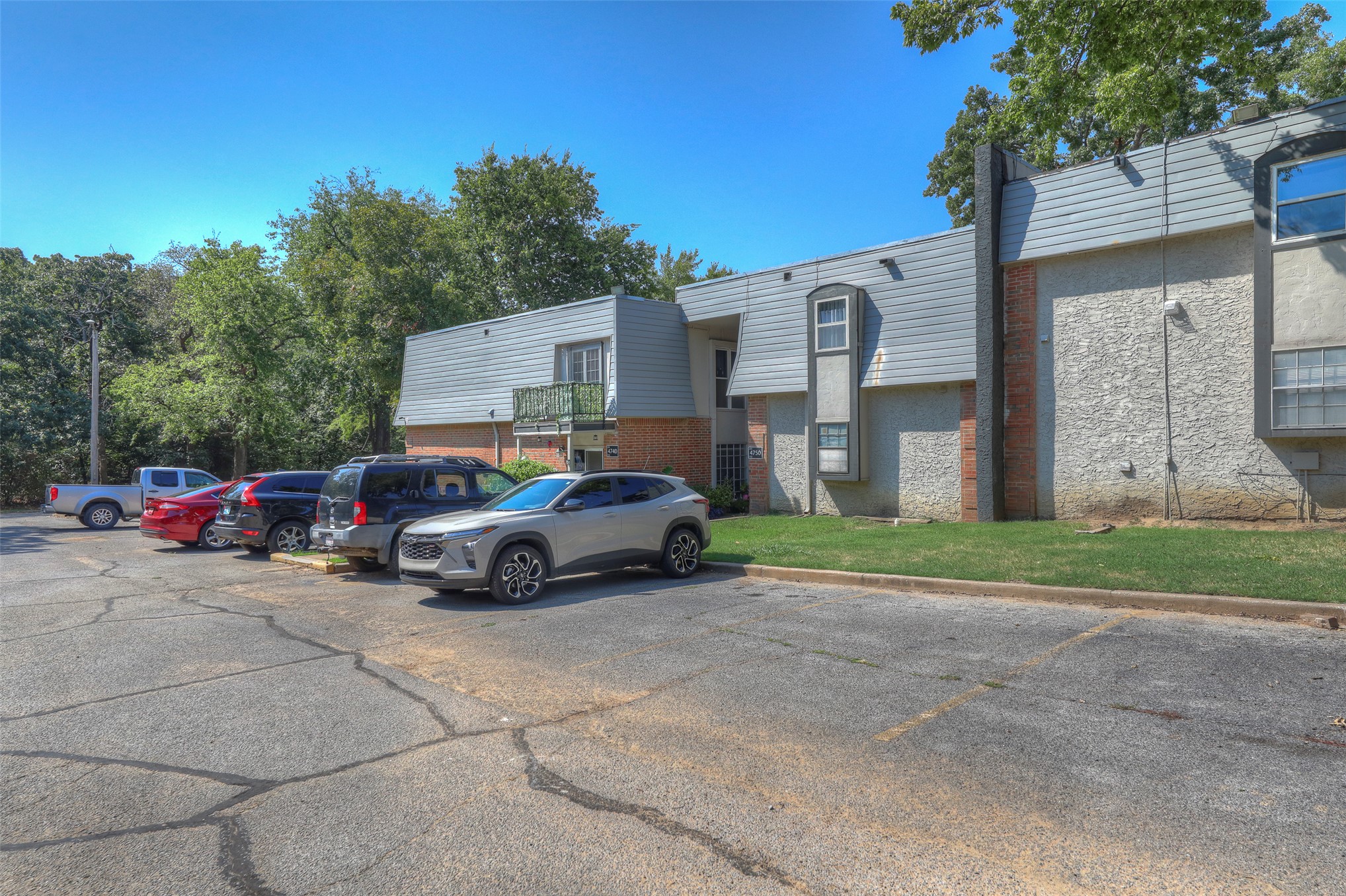 4750 E 68th Street 253 Bldga7 Property Photo 16