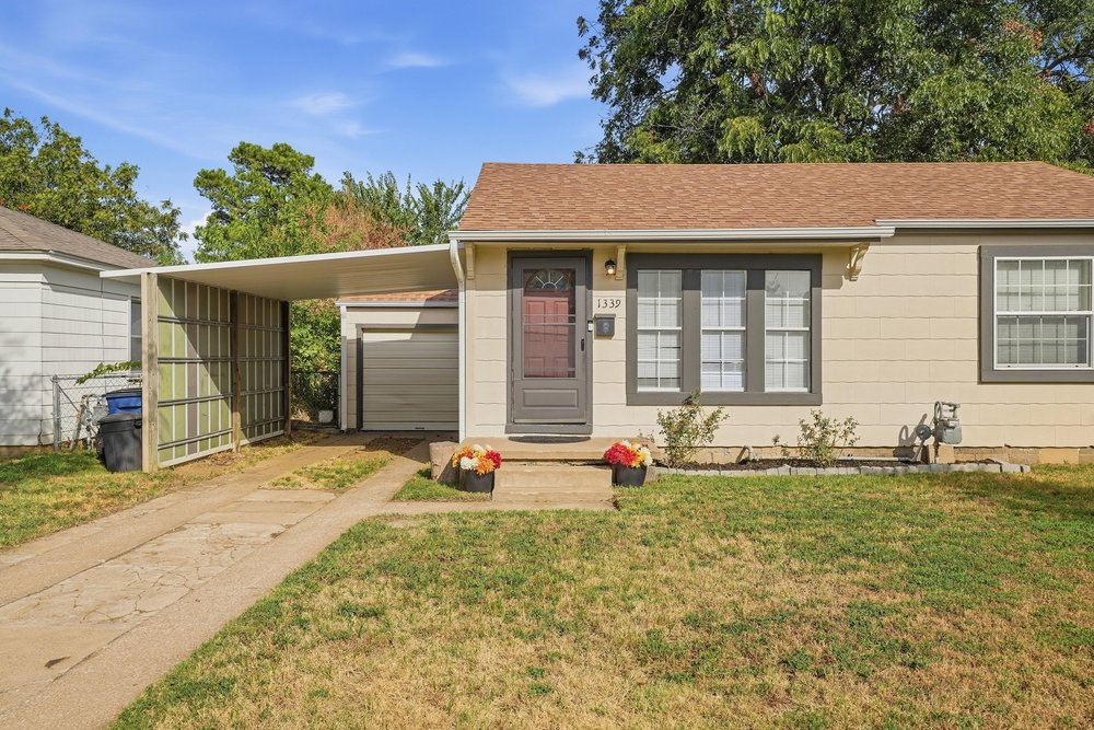1339 N Winston Avenue Property Photo 2