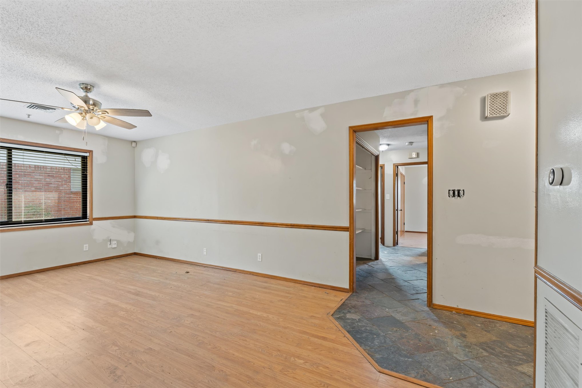 1208 Se Swan Drive Property Photo 7