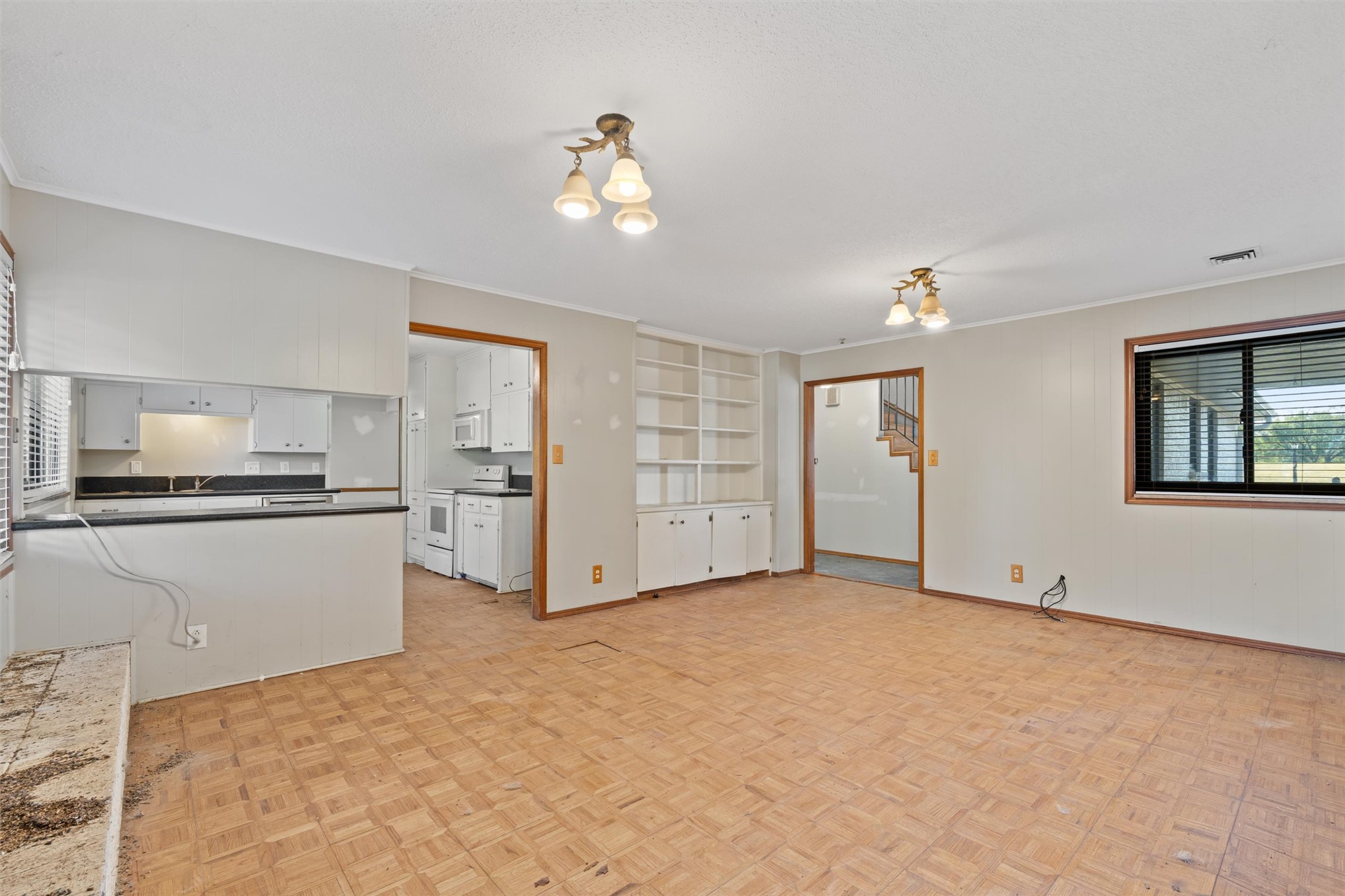 1208 Se Swan Drive Property Photo 13