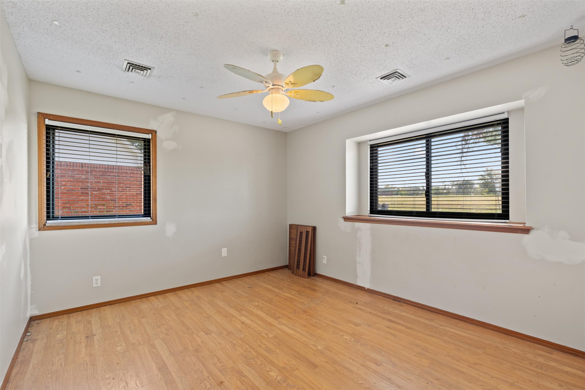 1208 Se Swan Drive Property Photo 17