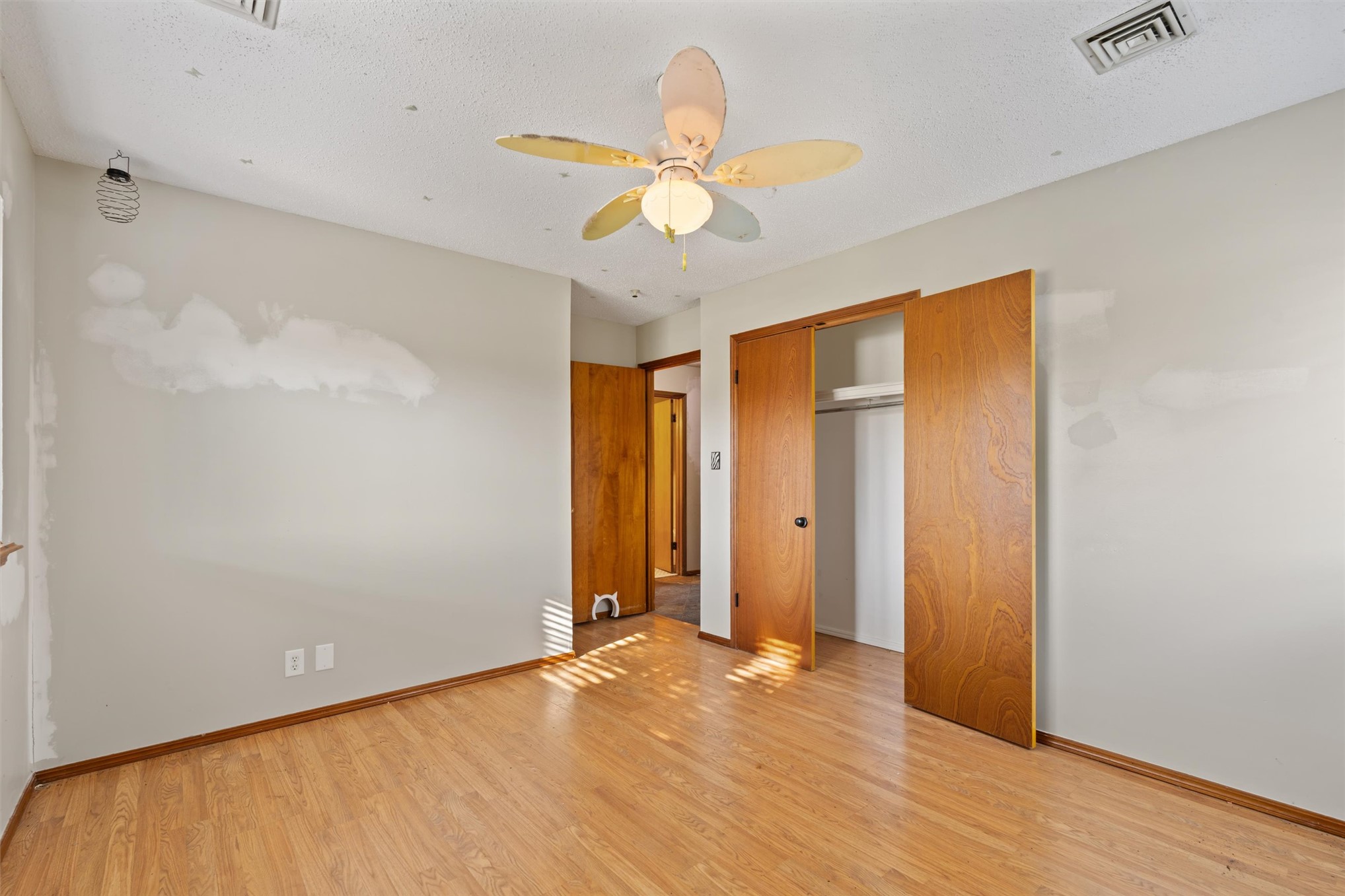 1208 Se Swan Drive Property Photo 18