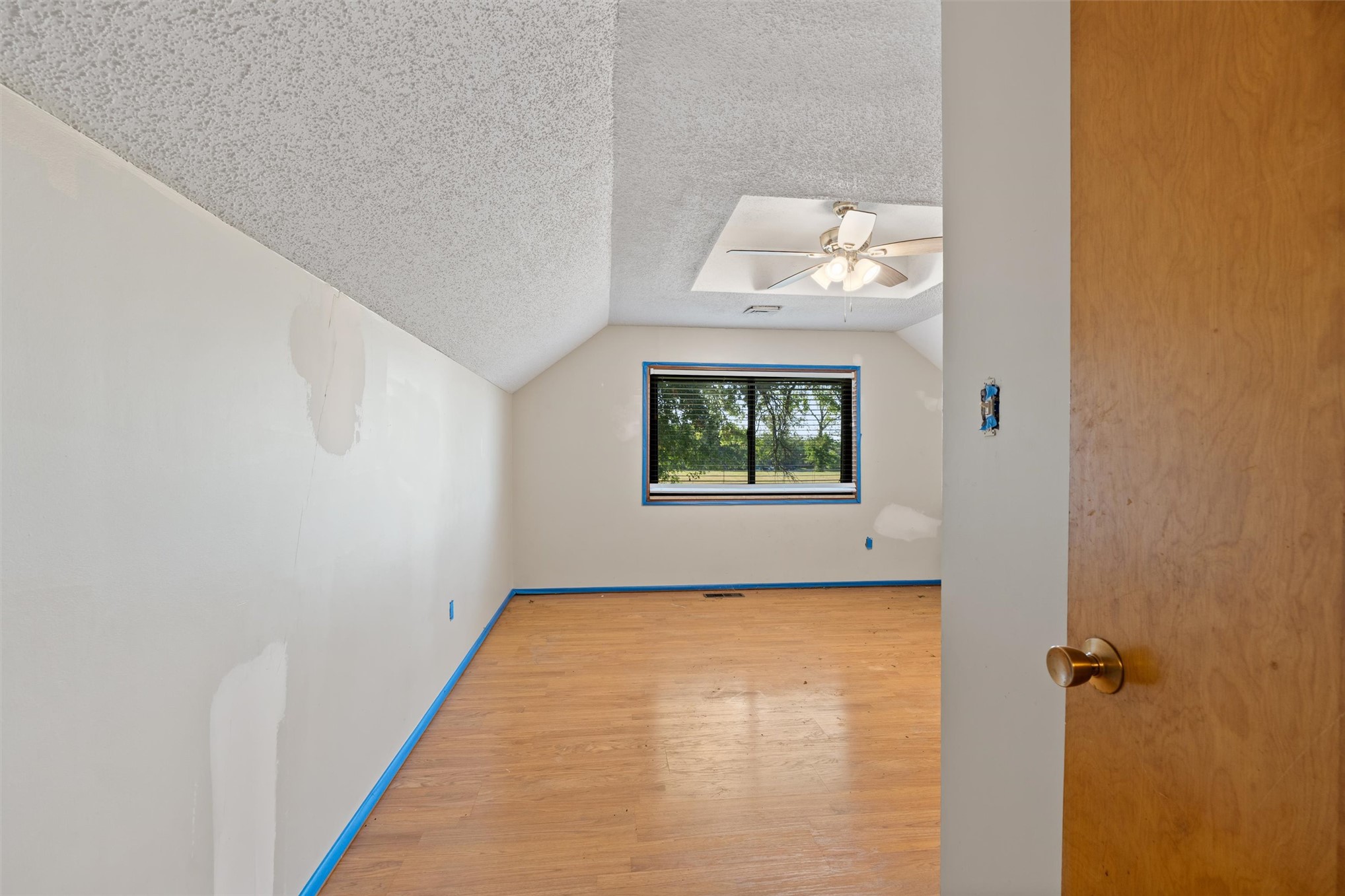 1208 Se Swan Drive Property Photo 23