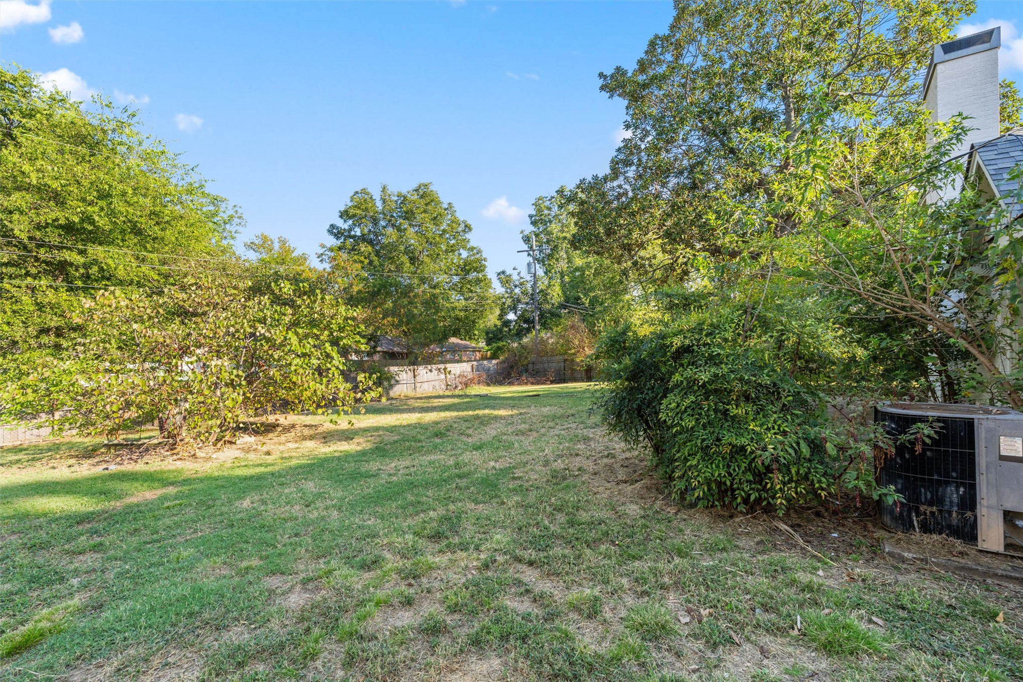 1208 Se Swan Drive Property Photo 28