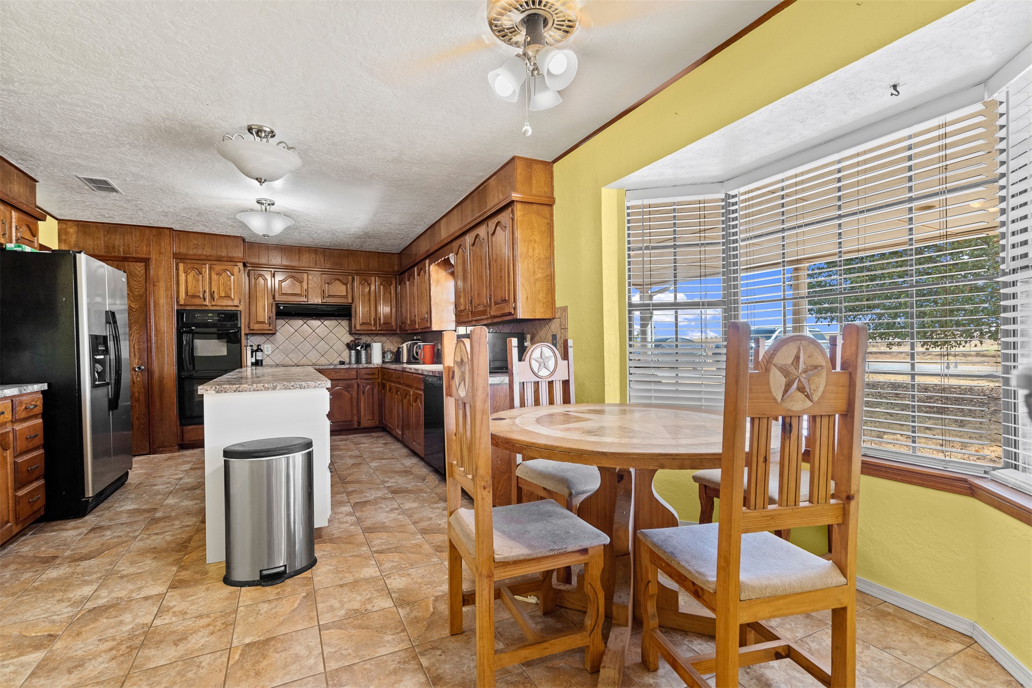13873 N 2760 Road Property Photo 5