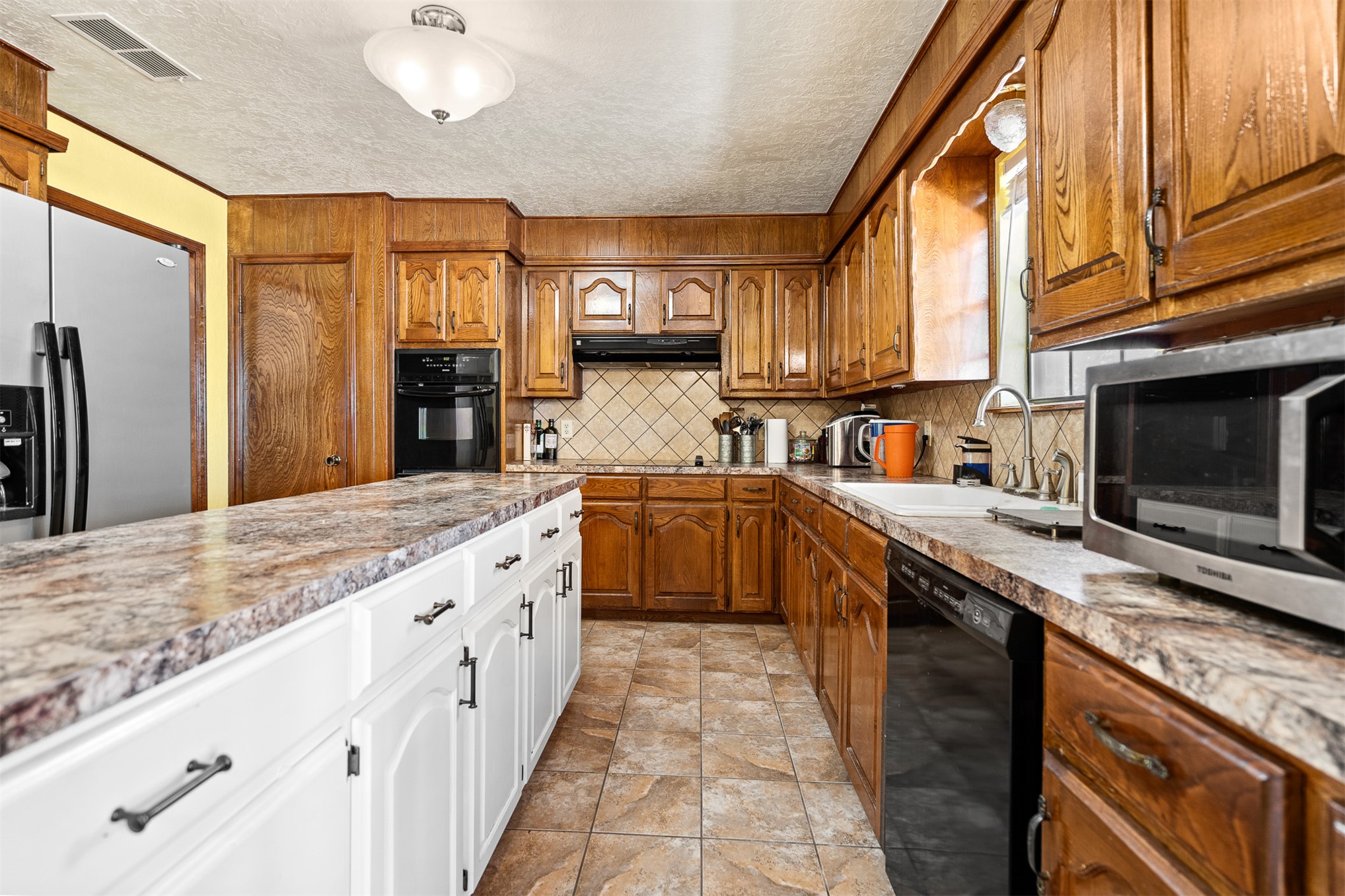 13873 N 2760 Road Property Photo 7
