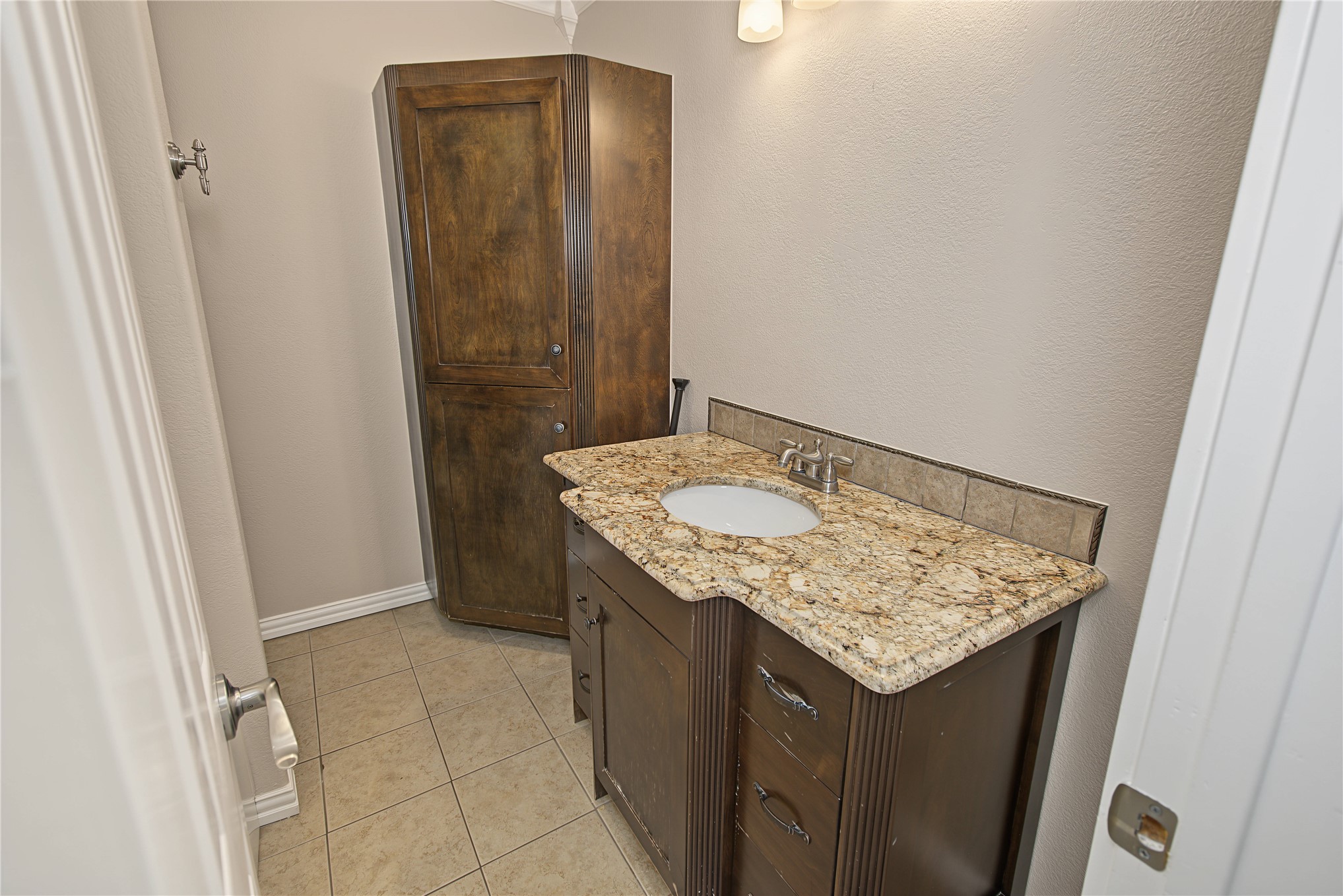 11705 S 250th East Avenue Property Photo 19