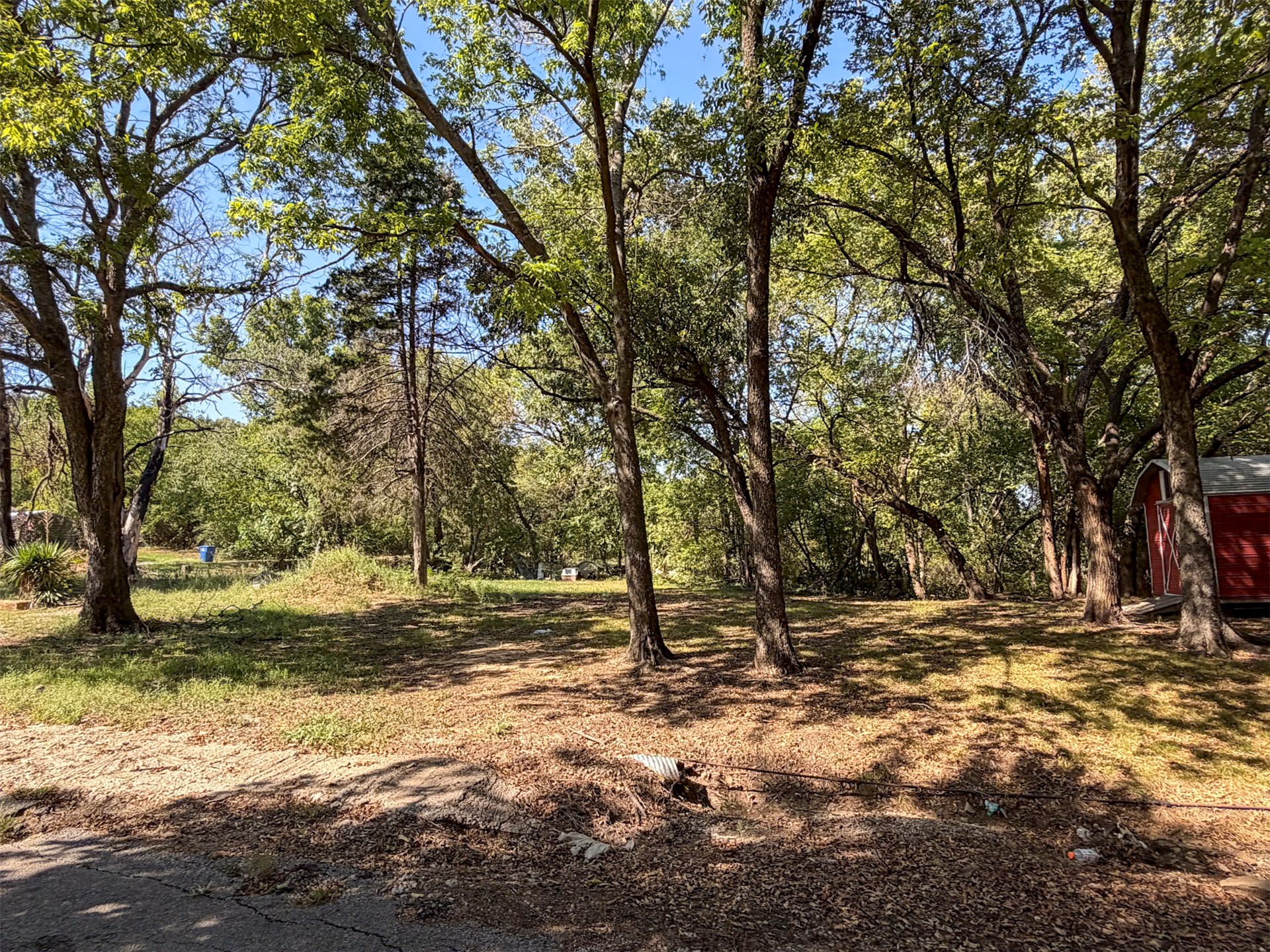 523 W 9th Street Property Photo 7