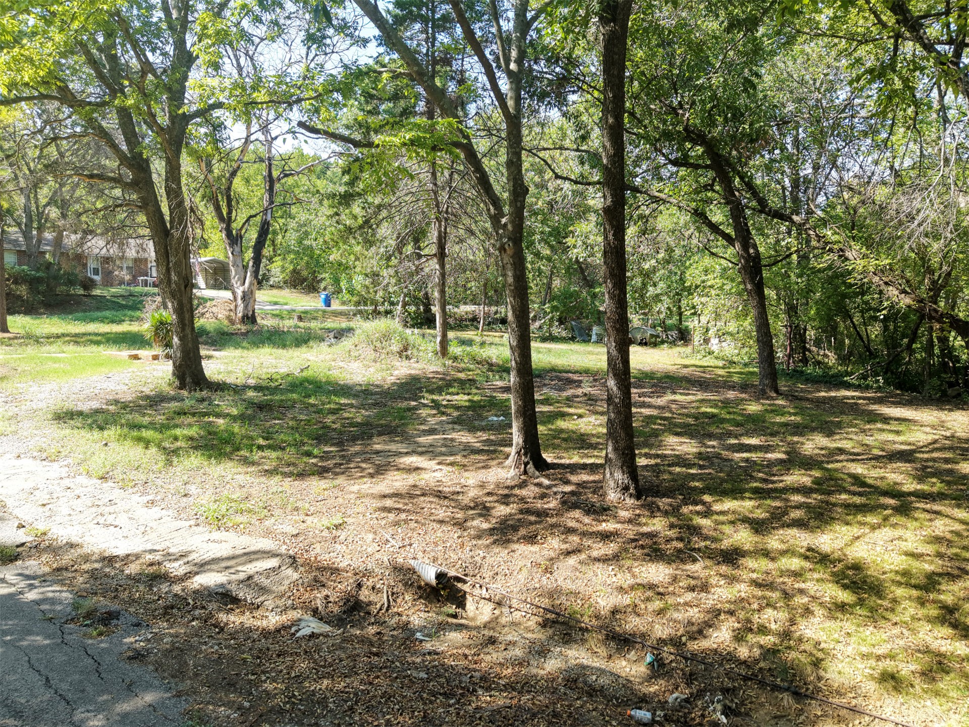 523 W 9th Street Property Photo 17