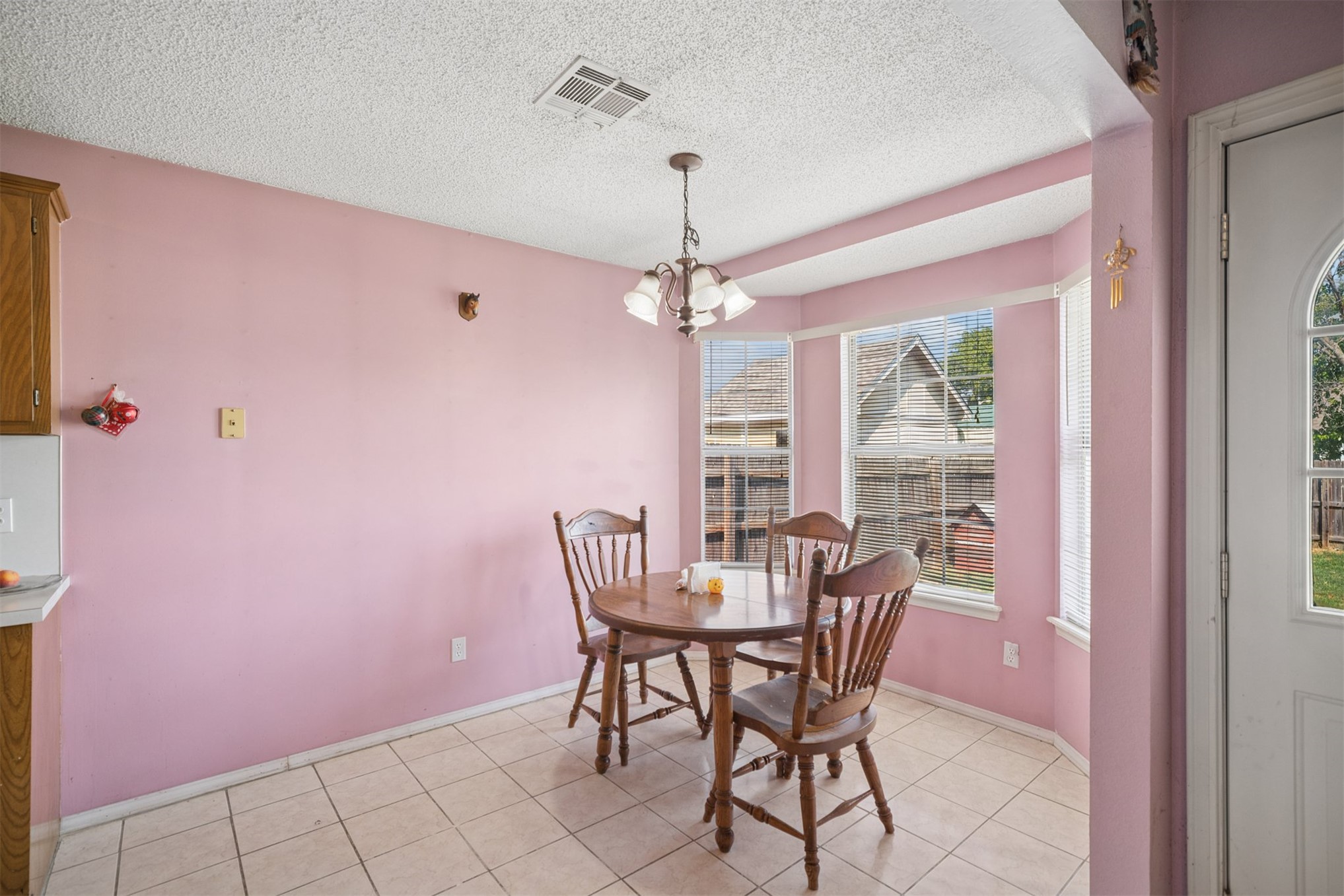 13609 E 15th Street Property Photo 8