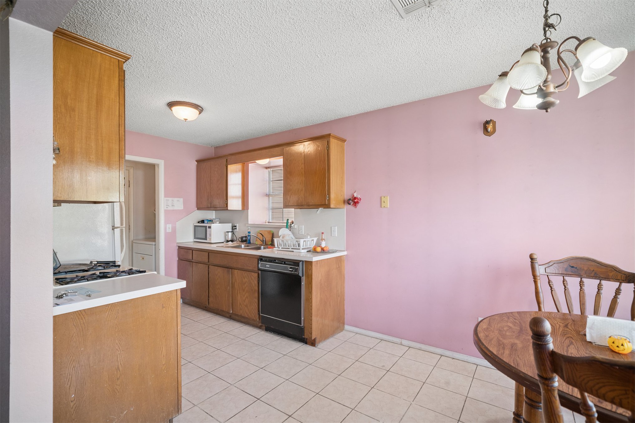 13609 E 15th Street Property Photo 9
