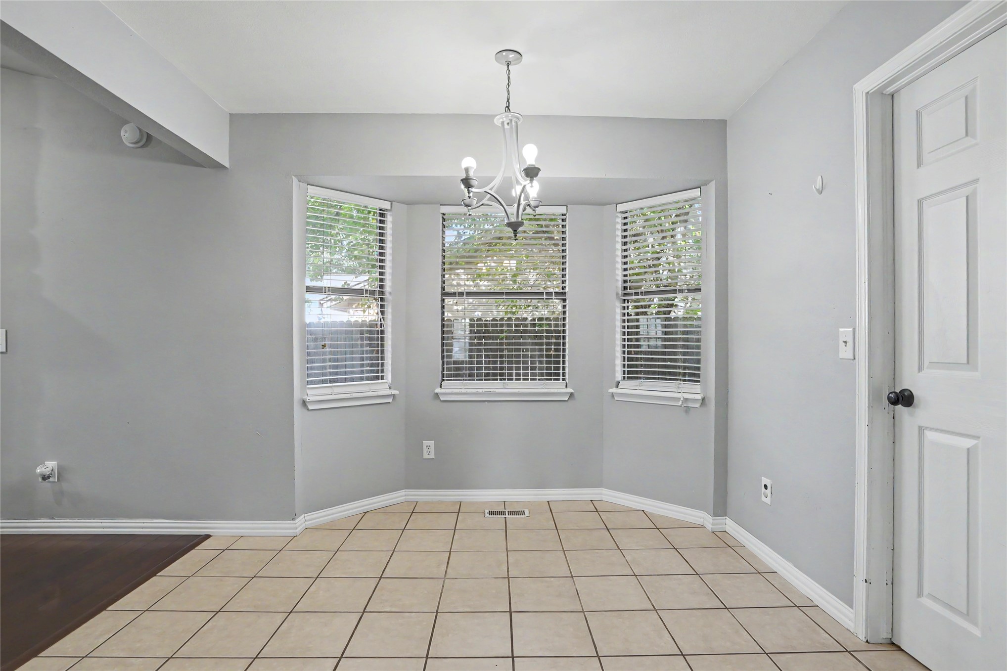 1301 W Orlando Place Property Photo 13