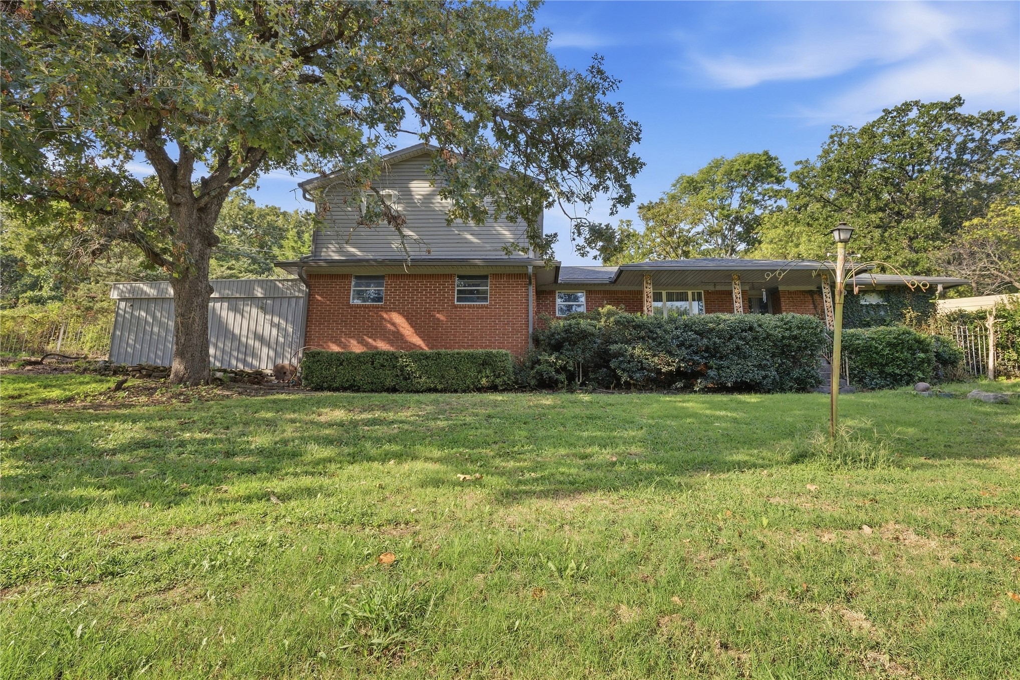 6810 W 35th Place S