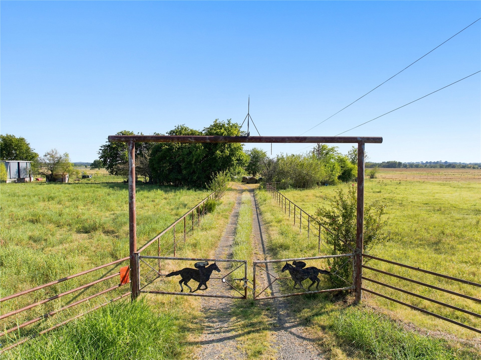 21720 Highway 62 Highway Property Photo 3