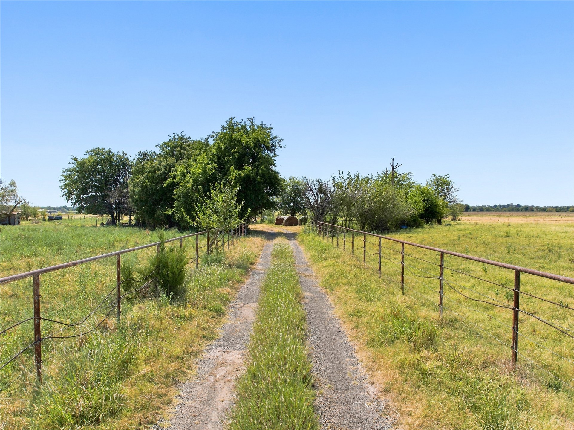 21720 Highway 62 Highway Property Photo 15