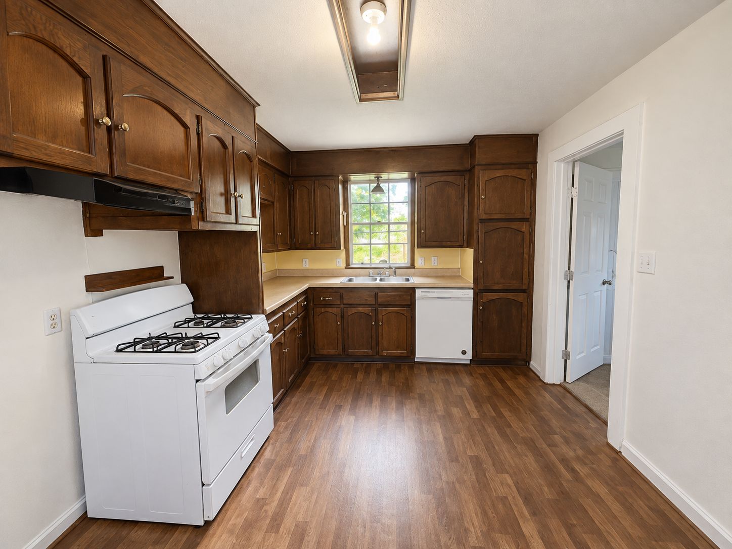 4630 E Jasper Street Property Photo 4