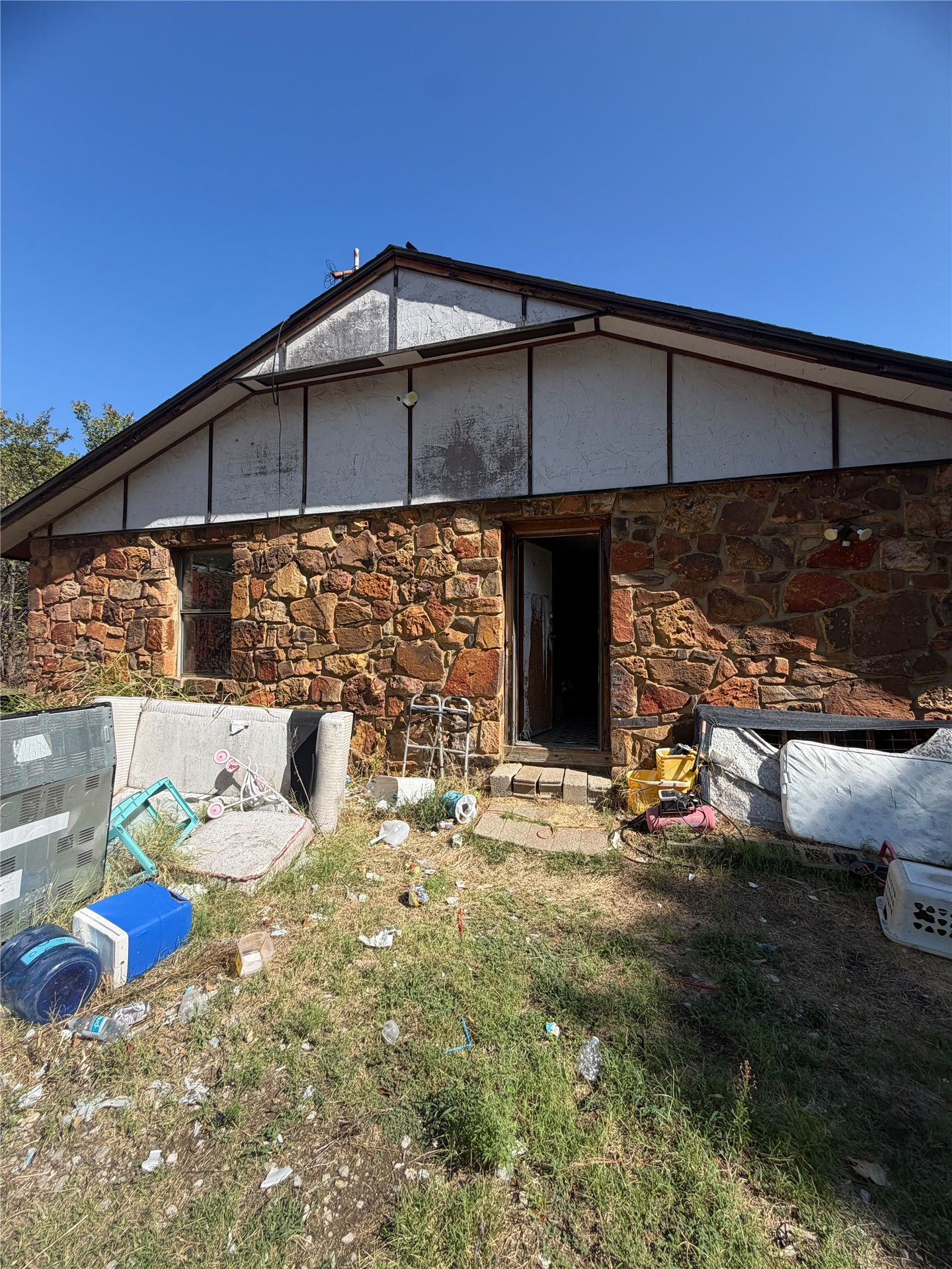 51 Rhine Boulevard Property Photo 3