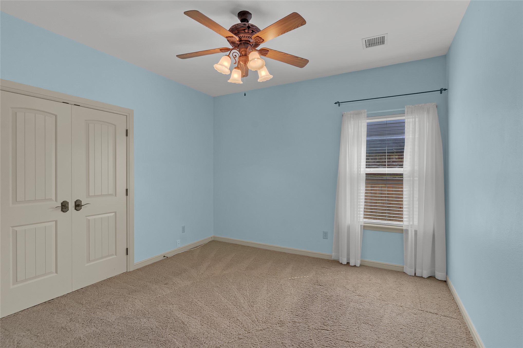 3317 W Gary Street Property Photo 46