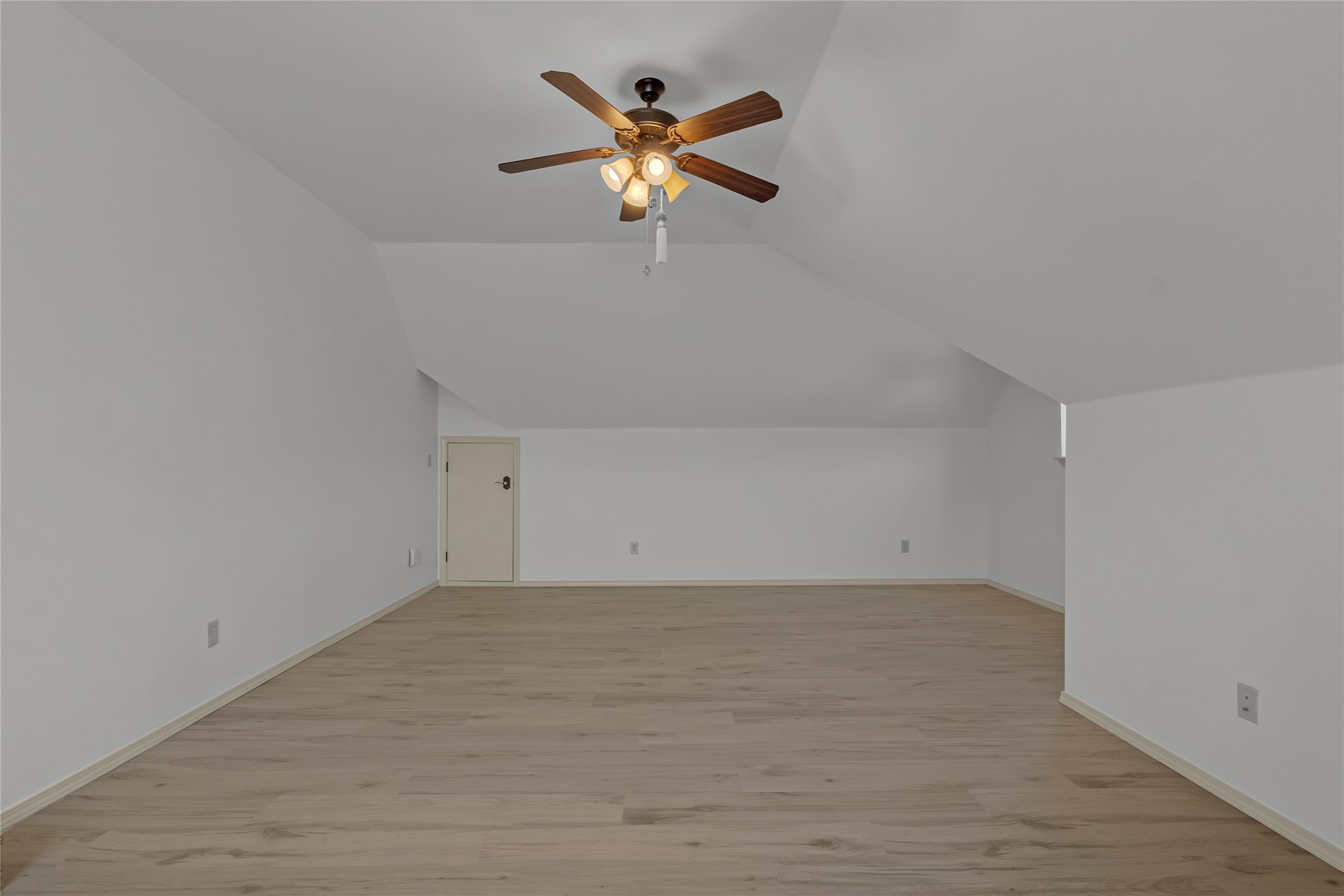 3317 W Gary Street Property Photo 53