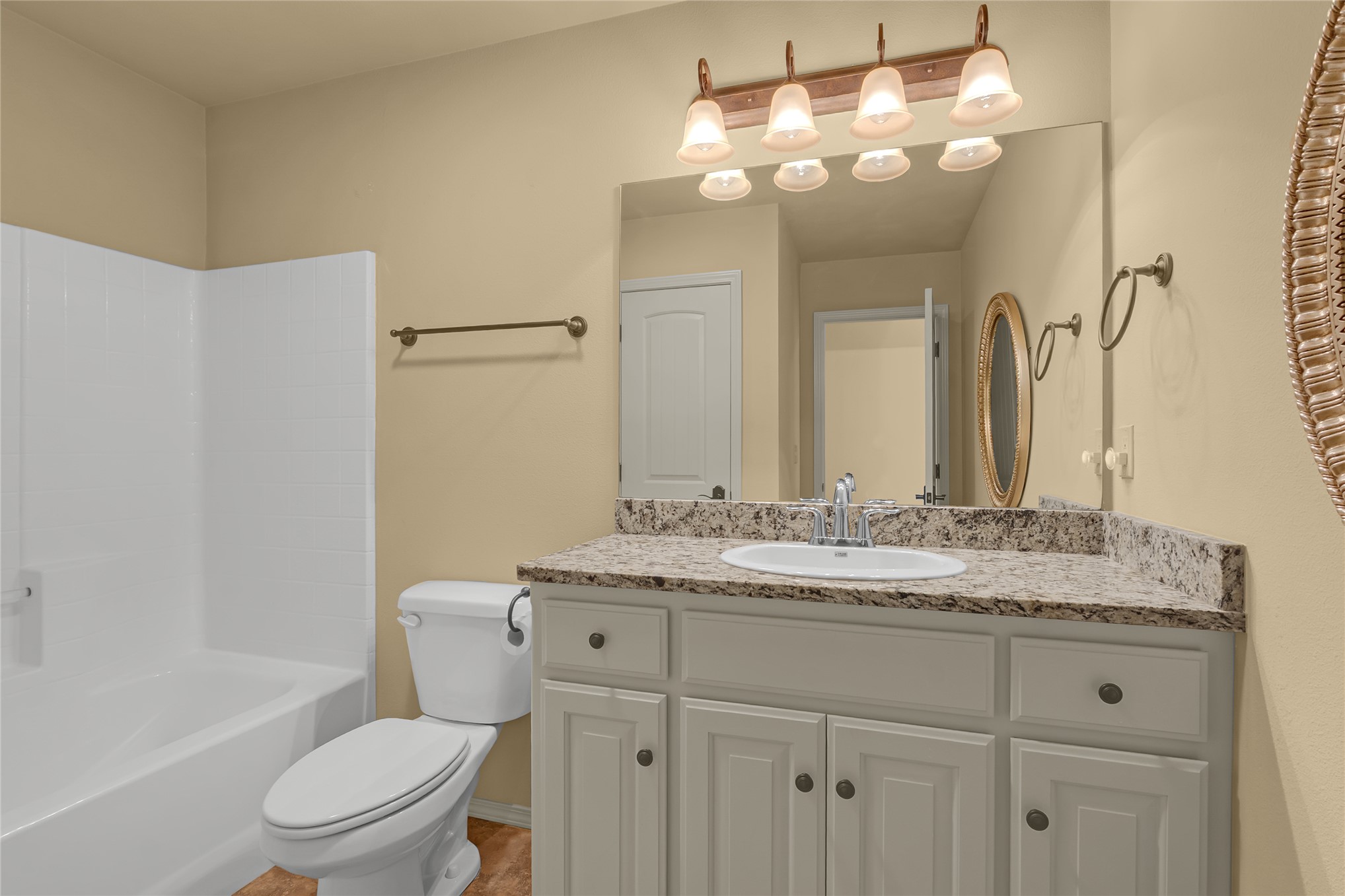 3317 W Gary Street Property Photo 58