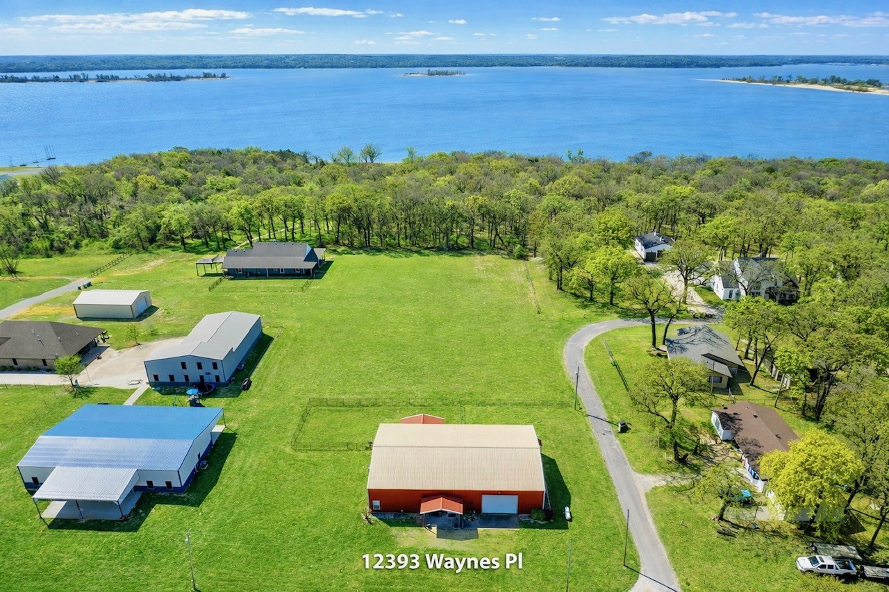 12393 Waynes Place Property Photo 3
