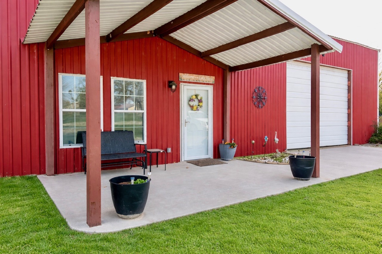 12393 Waynes Place Property Photo 4