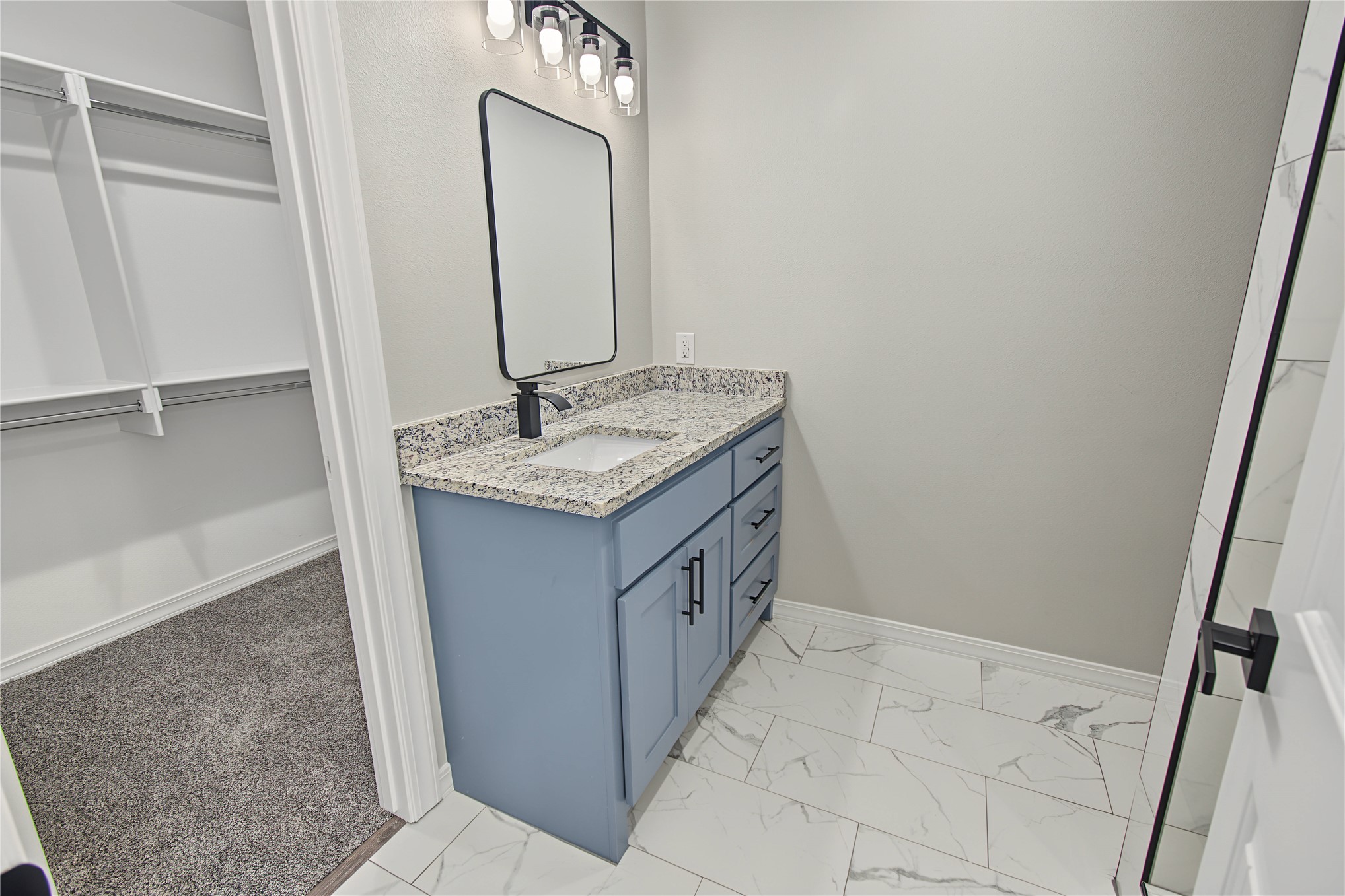 1809 Deer Run Property Photo 11