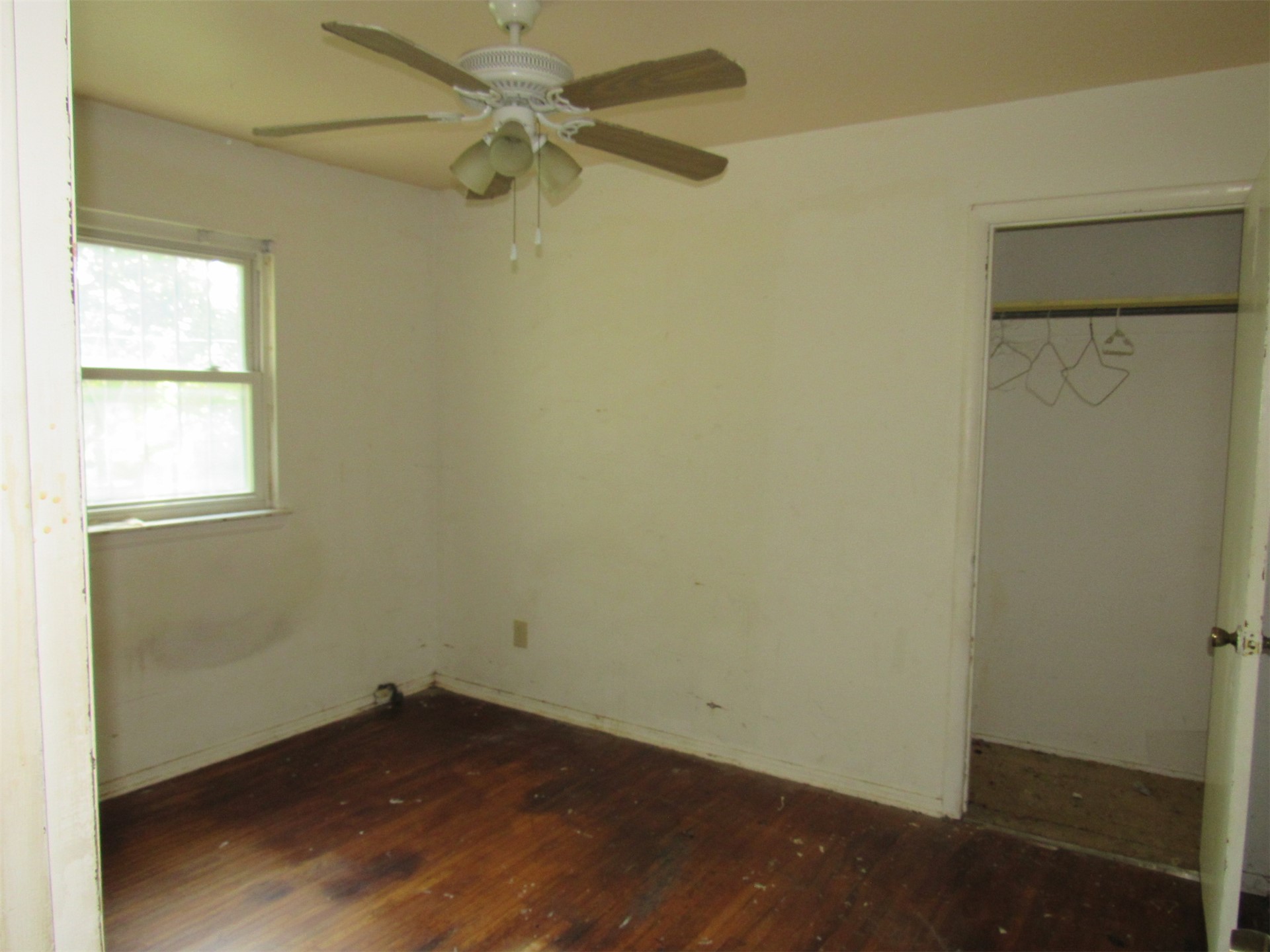 520 E Oklahoma Street Property Photo 2